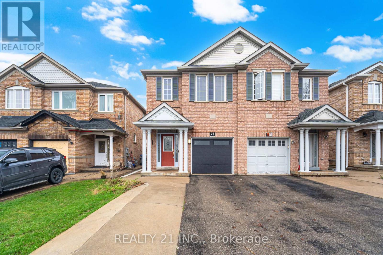 76 Sweet Clover Crescent, Brampton, Ontario  L6R 2Z9 - Photo 2 - W13105326