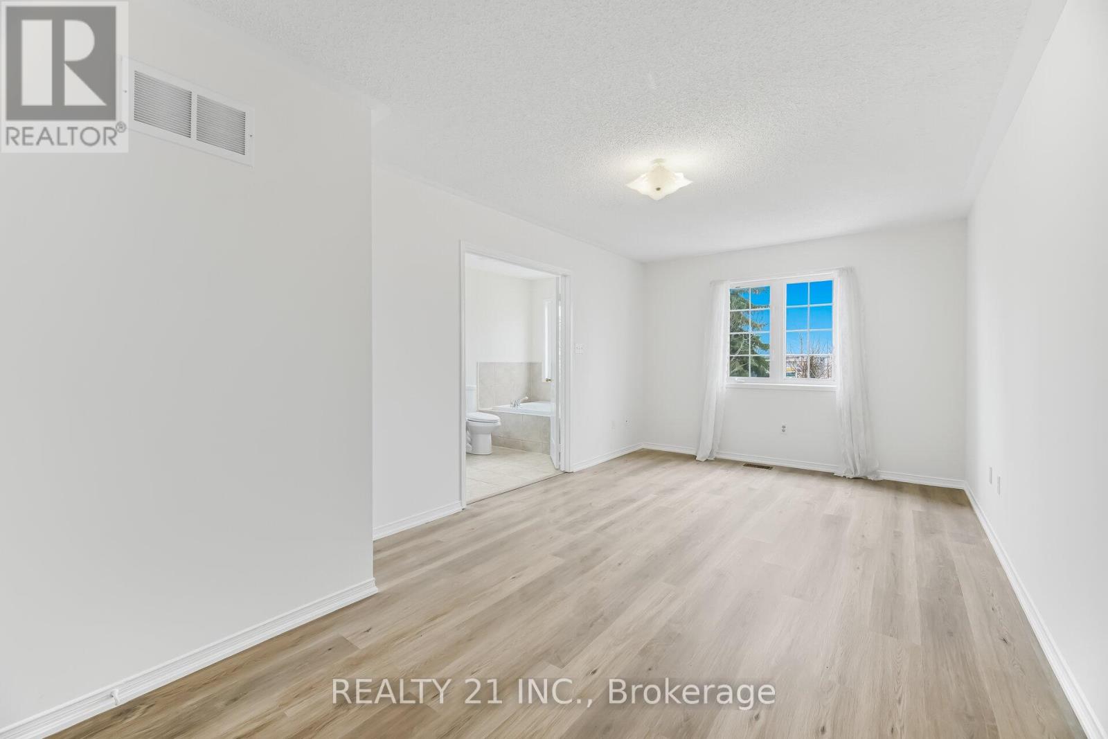 76 Sweet Clover Crescent, Brampton, Ontario  L6R 2Z9 - Photo 24 - W13105326