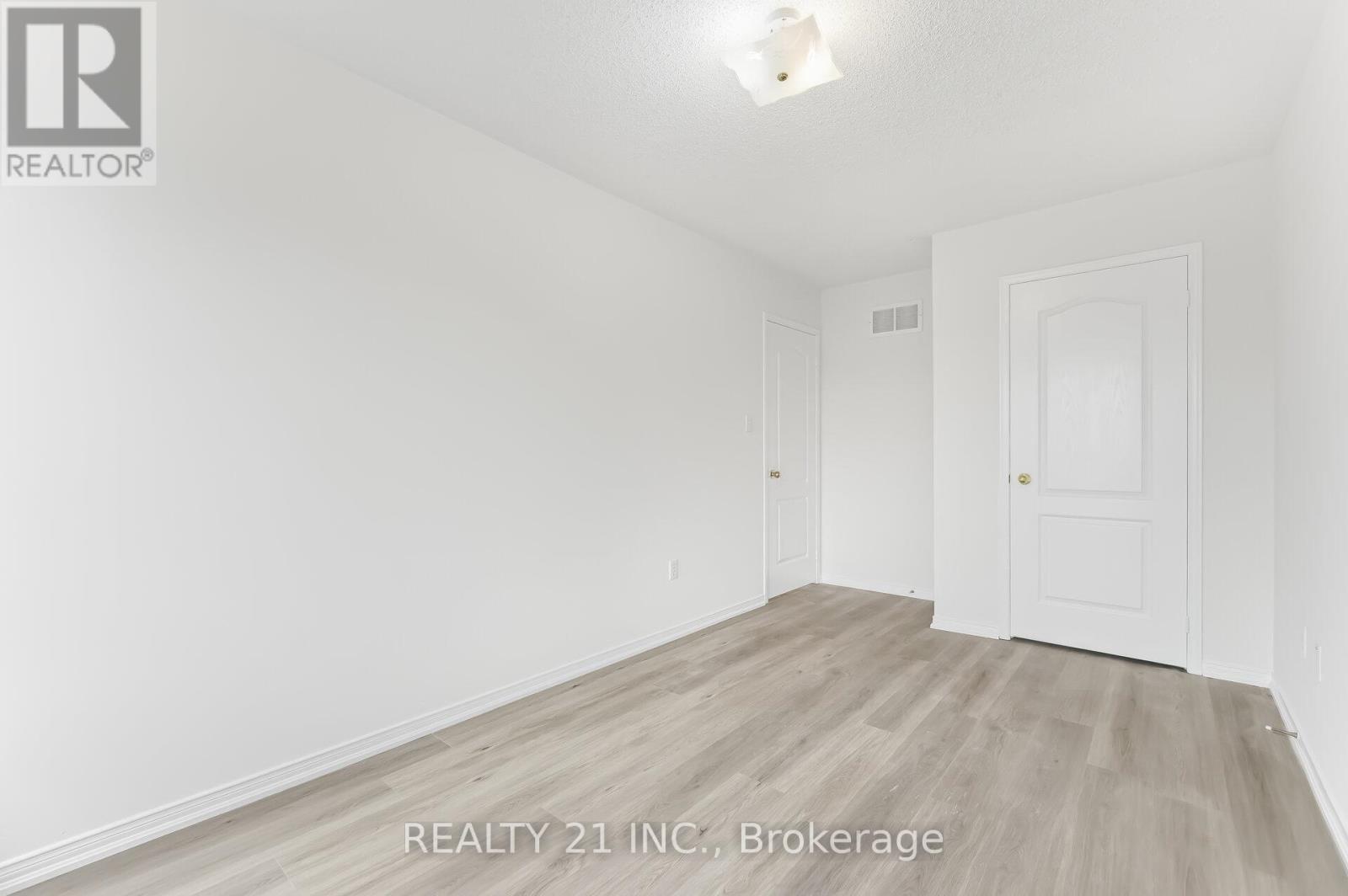 76 Sweet Clover Crescent, Brampton, Ontario  L6R 2Z9 - Photo 31 - W13105326