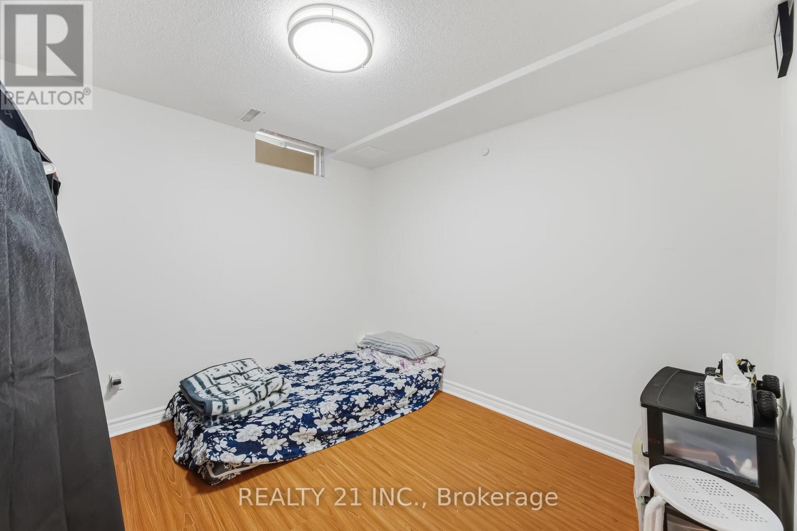 76 Sweet Clover Crescent, Brampton, Ontario  L6R 2Z9 - Photo 38 - W13105326