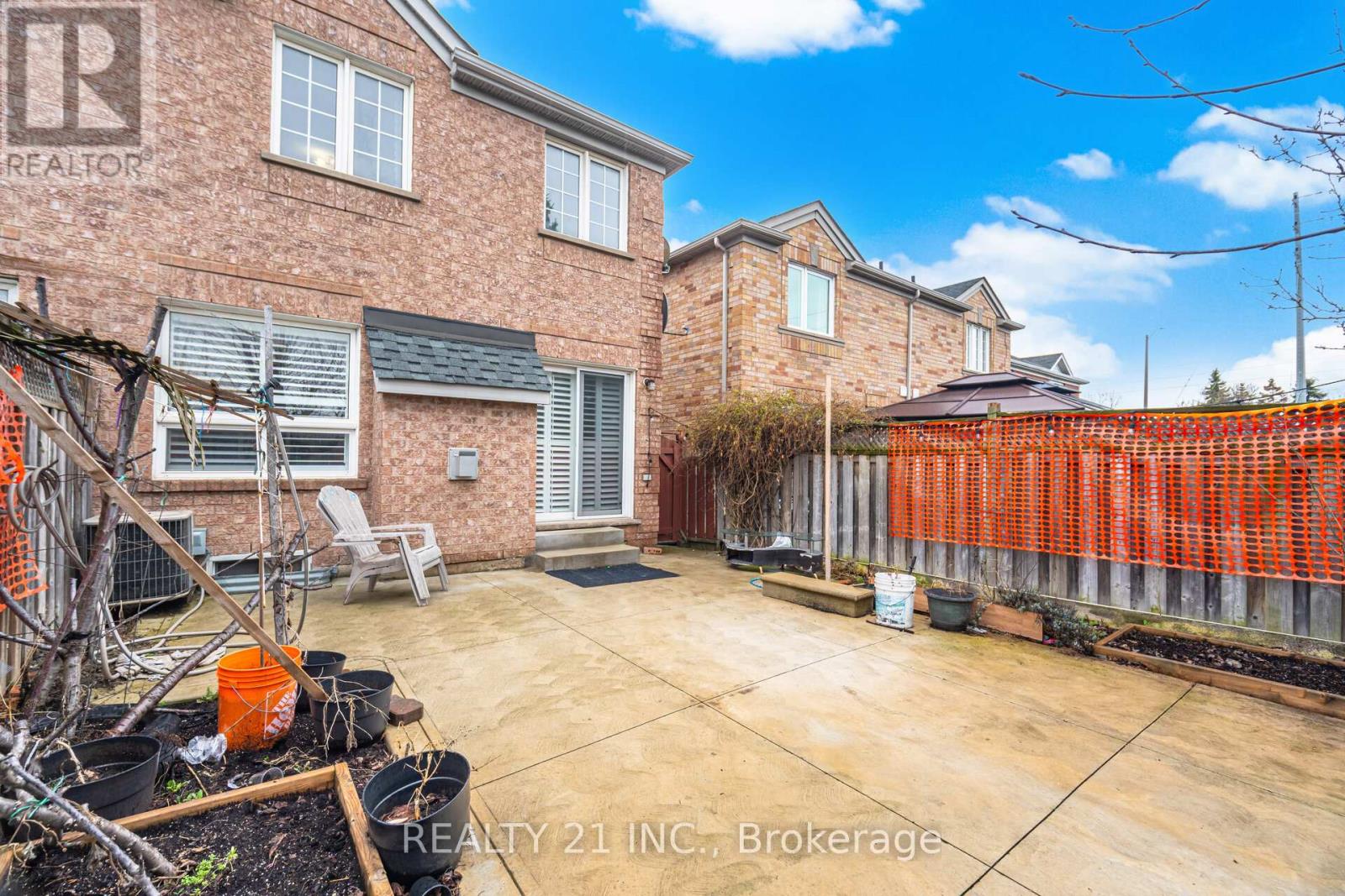 76 Sweet Clover Crescent, Brampton, Ontario  L6R 2Z9 - Photo 44 - W13105326