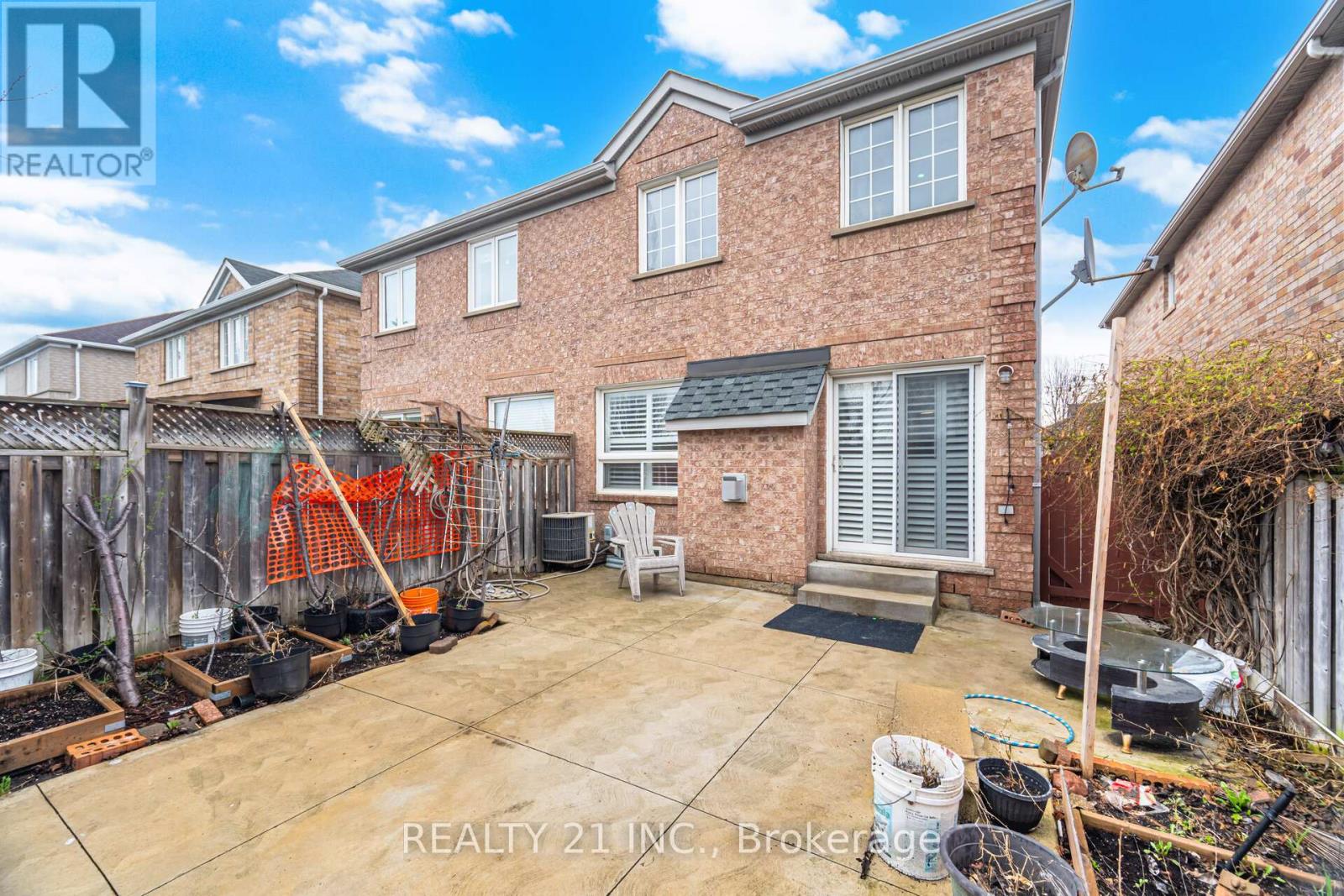 76 Sweet Clover Crescent, Brampton, Ontario  L6R 2Z9 - Photo 45 - W13105326