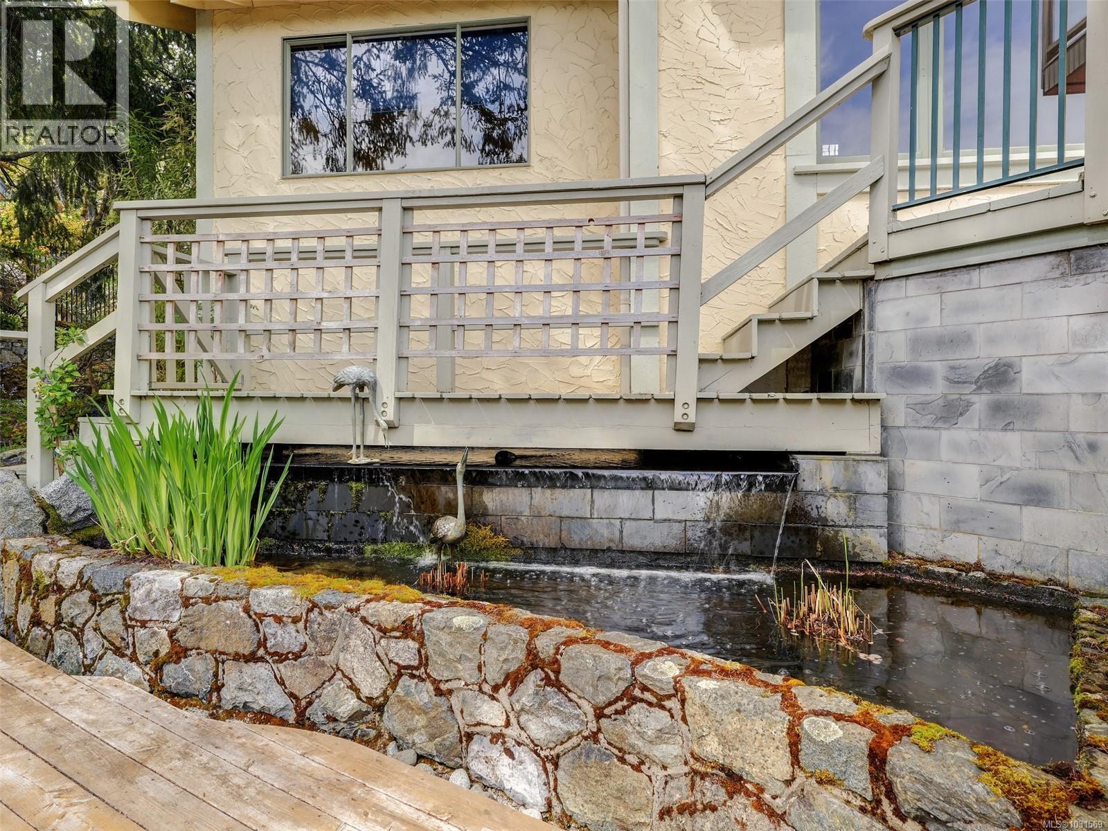 1019 Terrace Ave, Victoria, British Columbia  V8S 3V2 - Photo 21 - 1031569