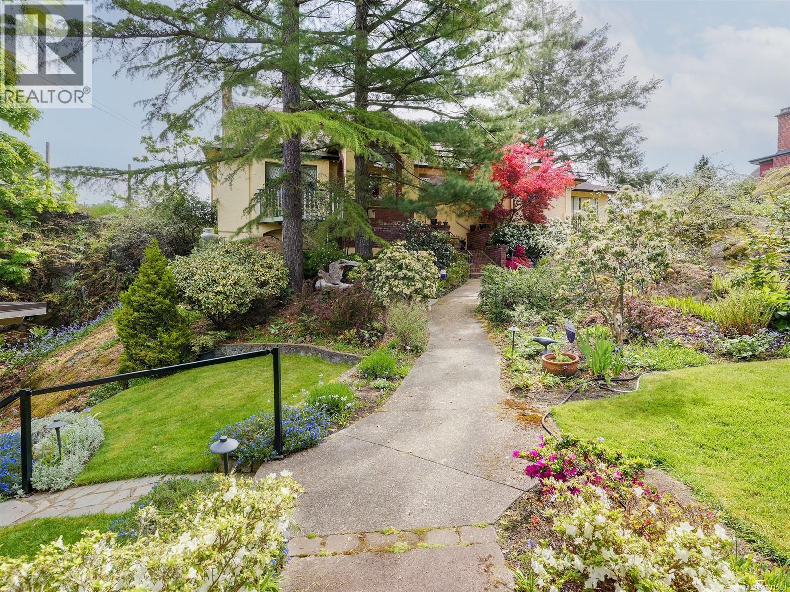 1019 Terrace Ave, Victoria, British Columbia  V8S 3V2 - Photo 25 - 1031569
