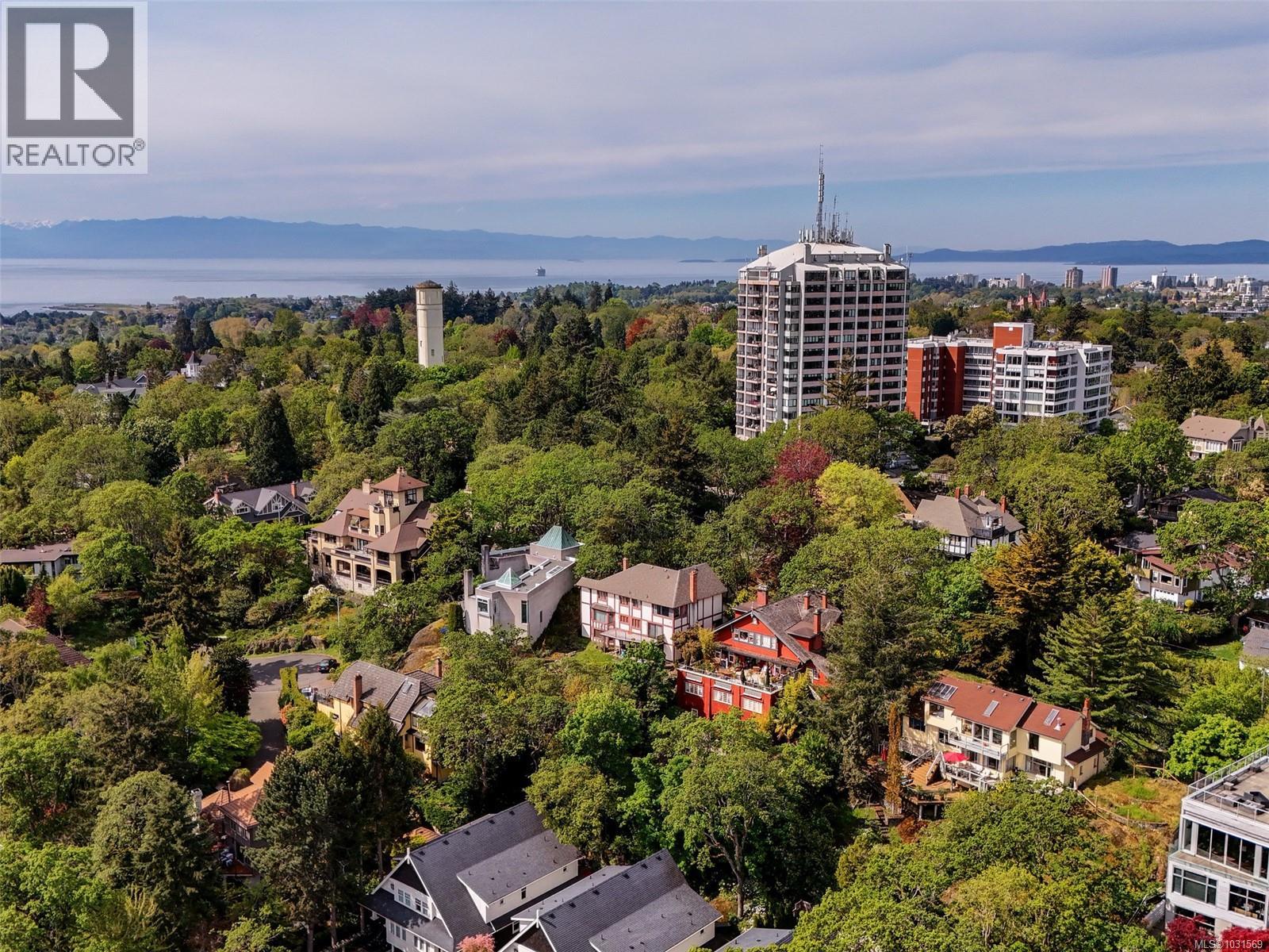 1019 Terrace Ave, Victoria, British Columbia  V8S 3V2 - Photo 30 - 1031569