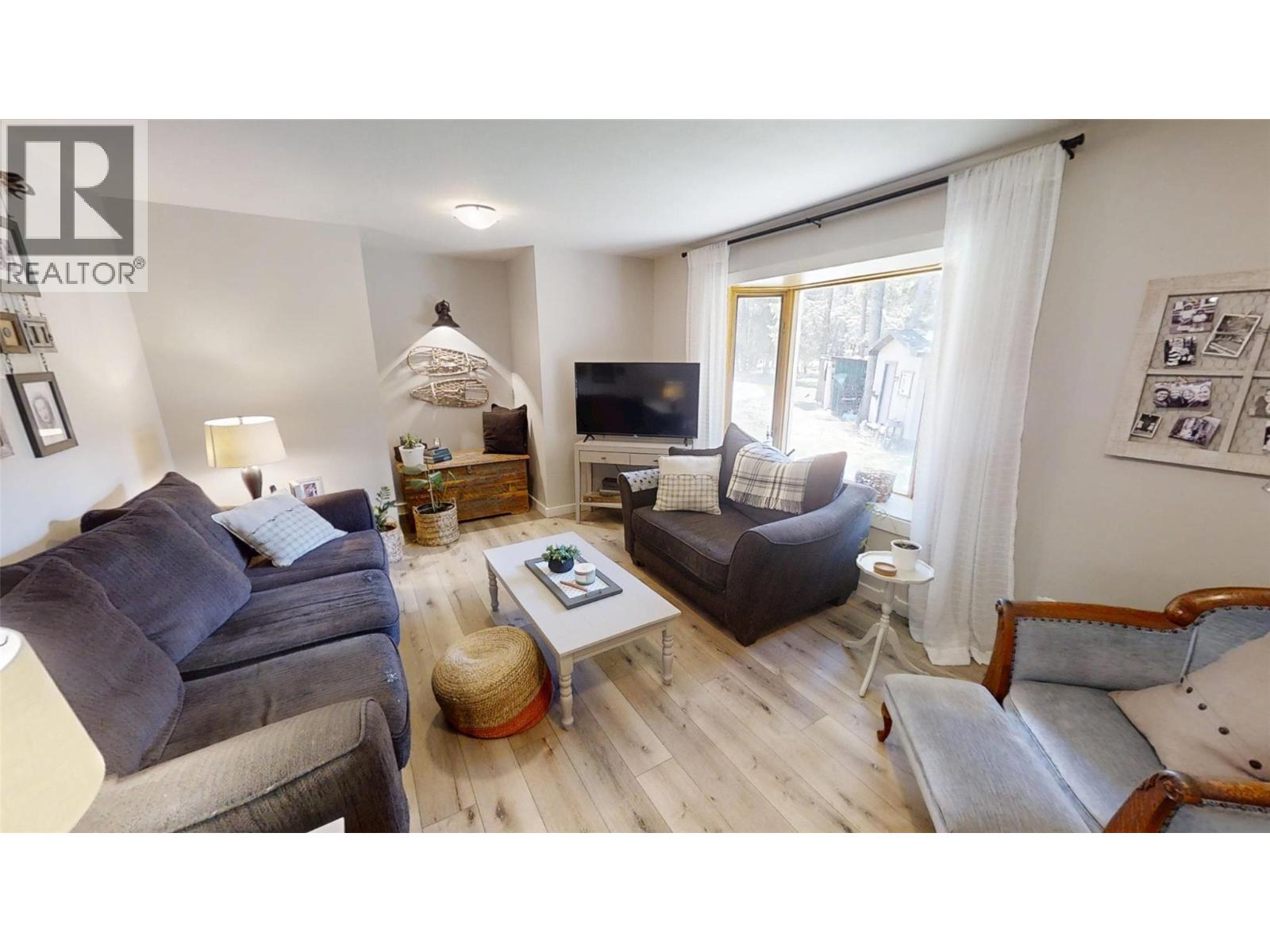 4206 Coy Road, Invermere, British Columbia  V0A 1K4 - Photo 10 - 10386578