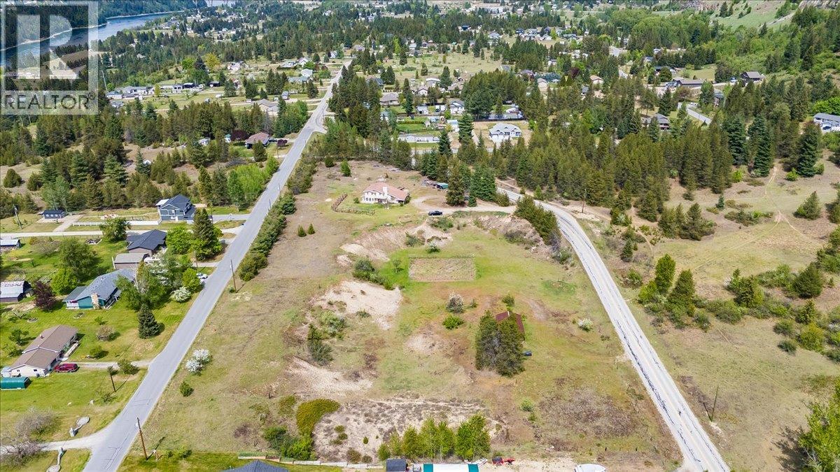 786 Prairie Road, Castlegar, British Columbia  V1N 4K6 - Photo 6 - 10386343