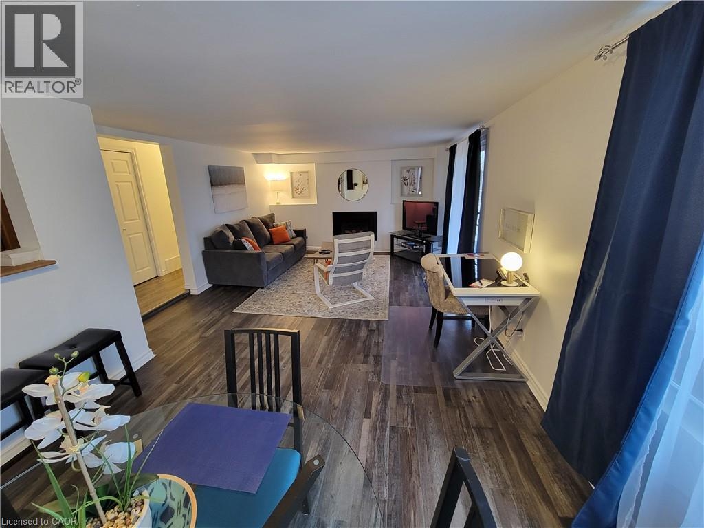 290 N Fairway Road N Unit# B, Kitchener, Ontario  N2A 2P2 - Photo 6 - 40823568