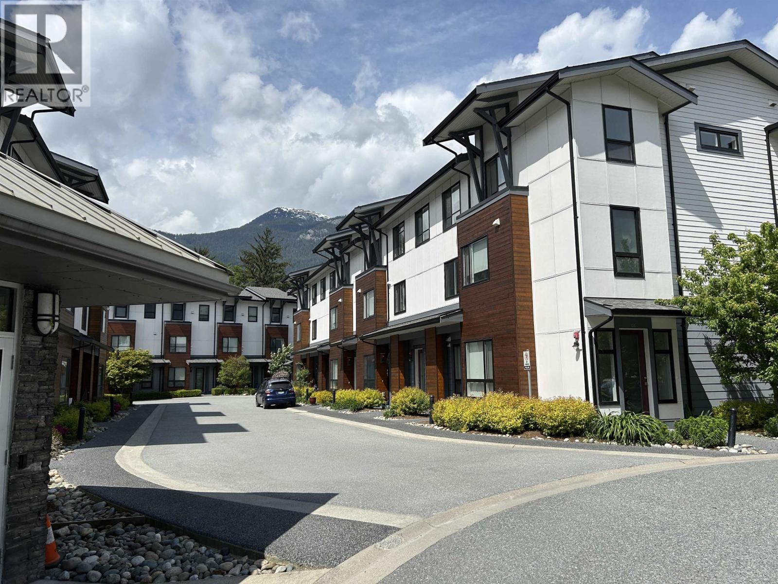 64 1188 Main Street, Squamish, British Columbia  V8B 0Z3 - Photo 1 - R3121420