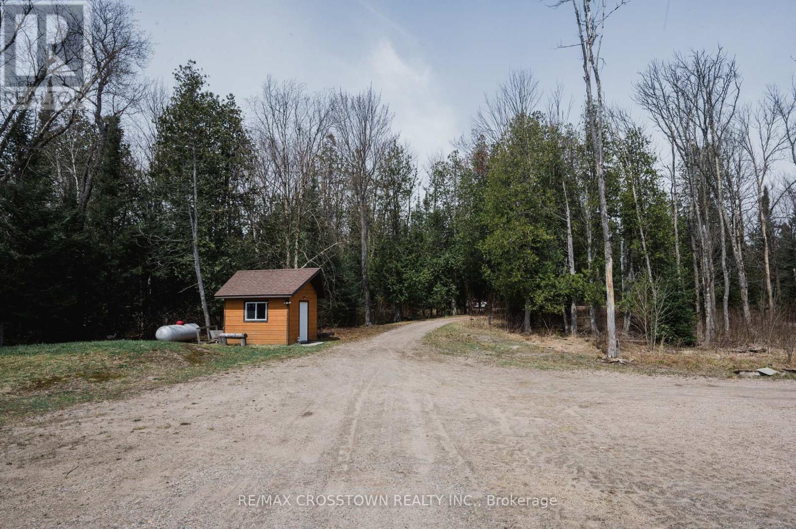 1367 Pickerel And Jack Lake Road, Burk's Falls, Ontario  P0A 2C0 - Photo 4 - X13105268