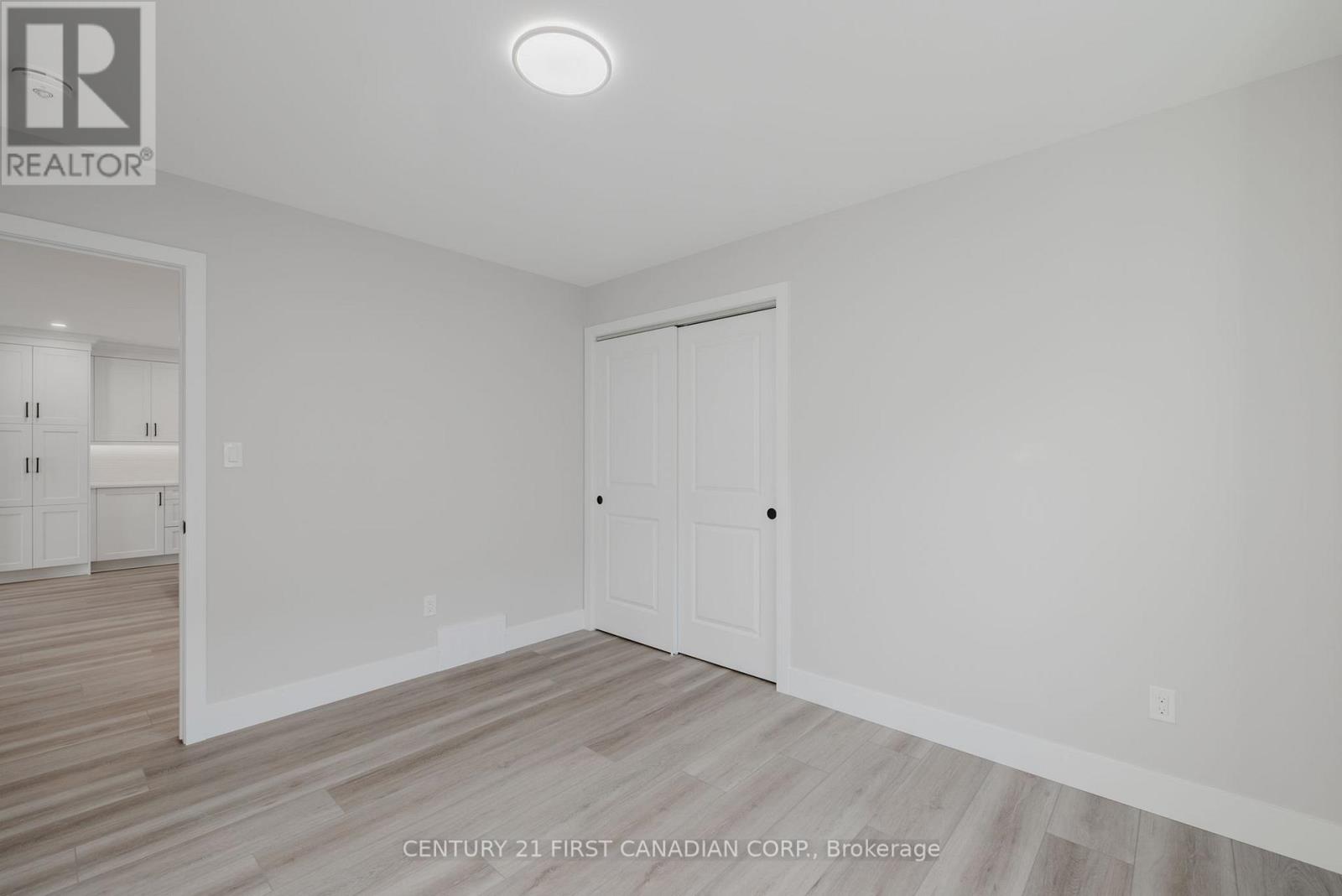 107 Victoria Street E, South Huron, Ontario  N0M 1M0 - Photo 26 - X13105406