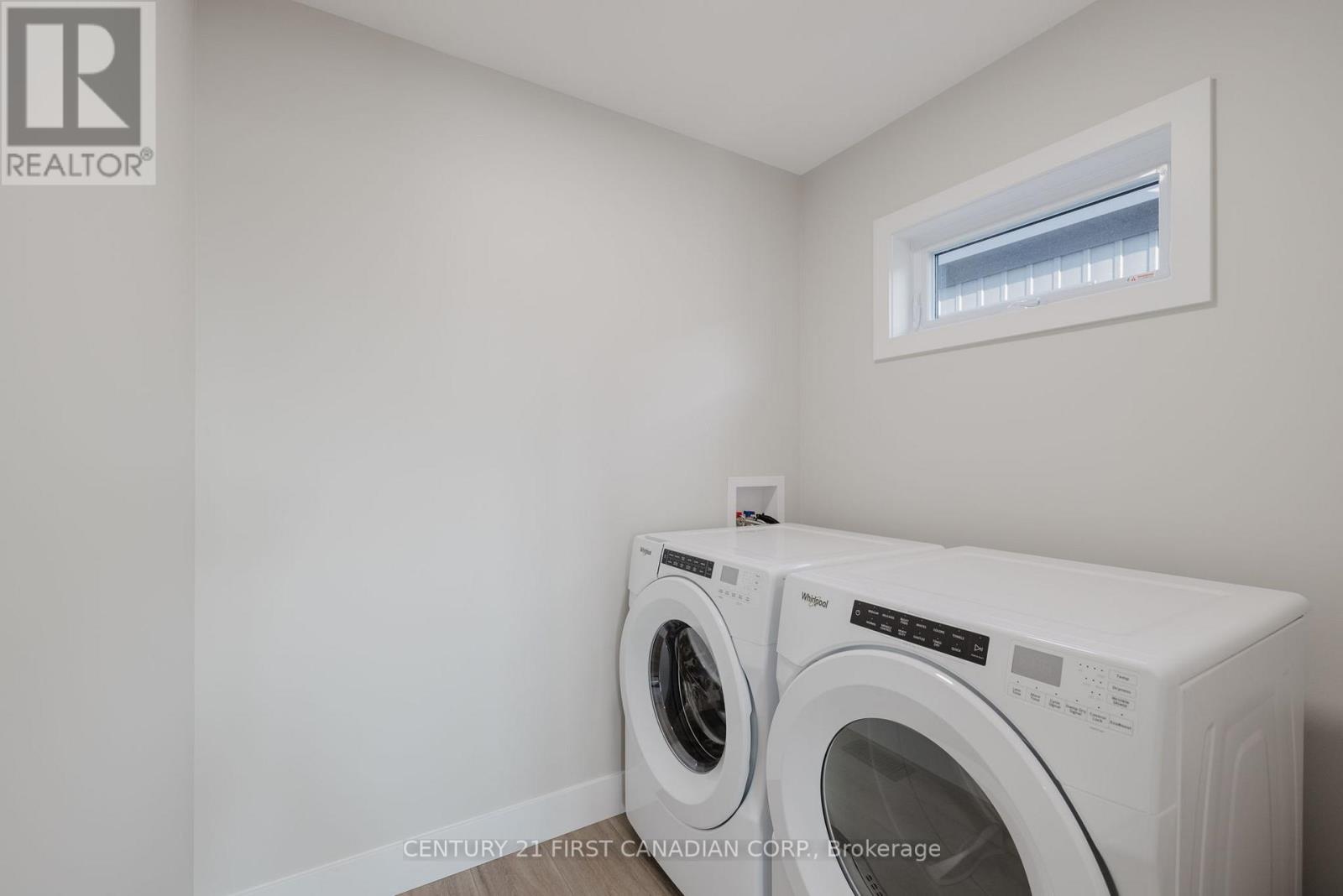 107 Victoria Street E, South Huron, Ontario  N0M 1M0 - Photo 8 - X13105406