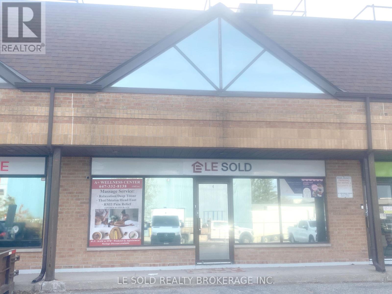 Unit 4 - F & Warehouse - 117 Ringwood Drive, Whitchurch-Stouffville, Ontario  L4A 8C1 - Photo 2 - N13100486