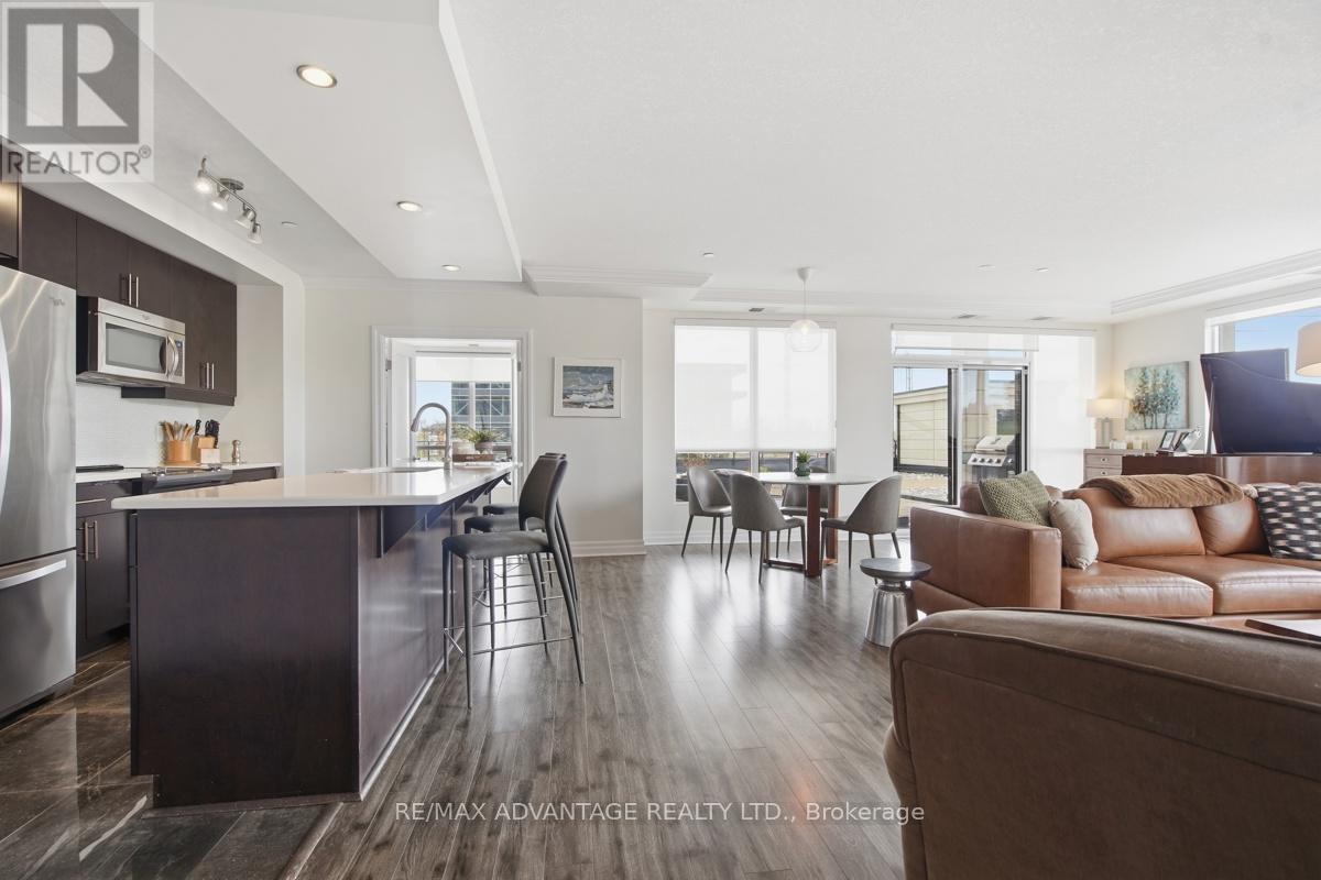 204 - 240 Villagewalk Boulevard, London North, Ontario  N6G 0P6 - Photo 2 - X13104506