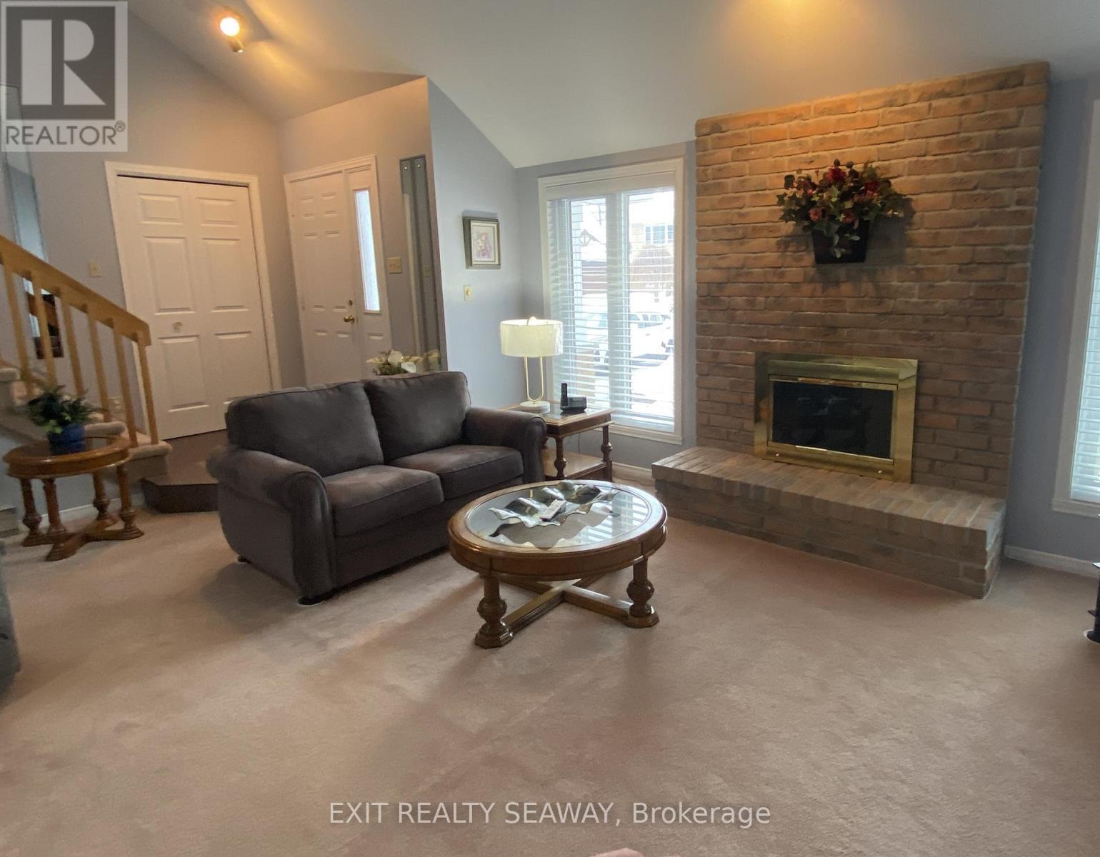 1638 Blakely Drive, Cornwall, Ontario  K6J 5L3 - Photo 6 - X12796336