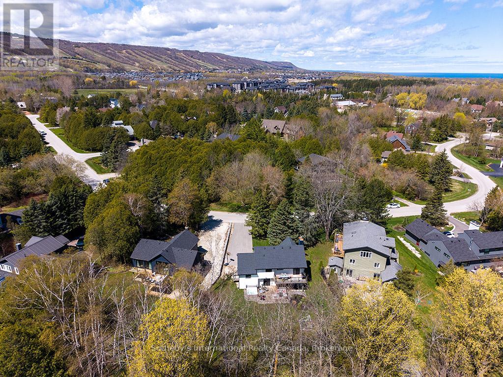 31 Slalom Gate Road, Collingwood, Ontario  L9Y 5A9 - Photo 4 - S13105482