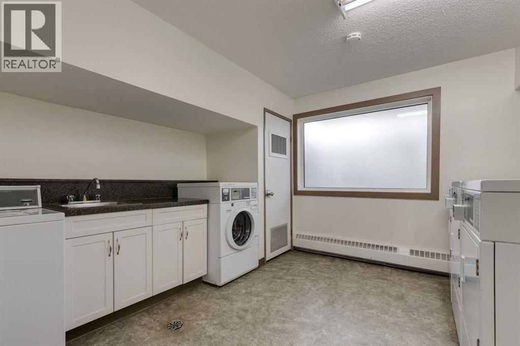 206, 3737 42 Street NW, Calgary, Alberta  T3A 2M8 - Photo 31 - A2292626