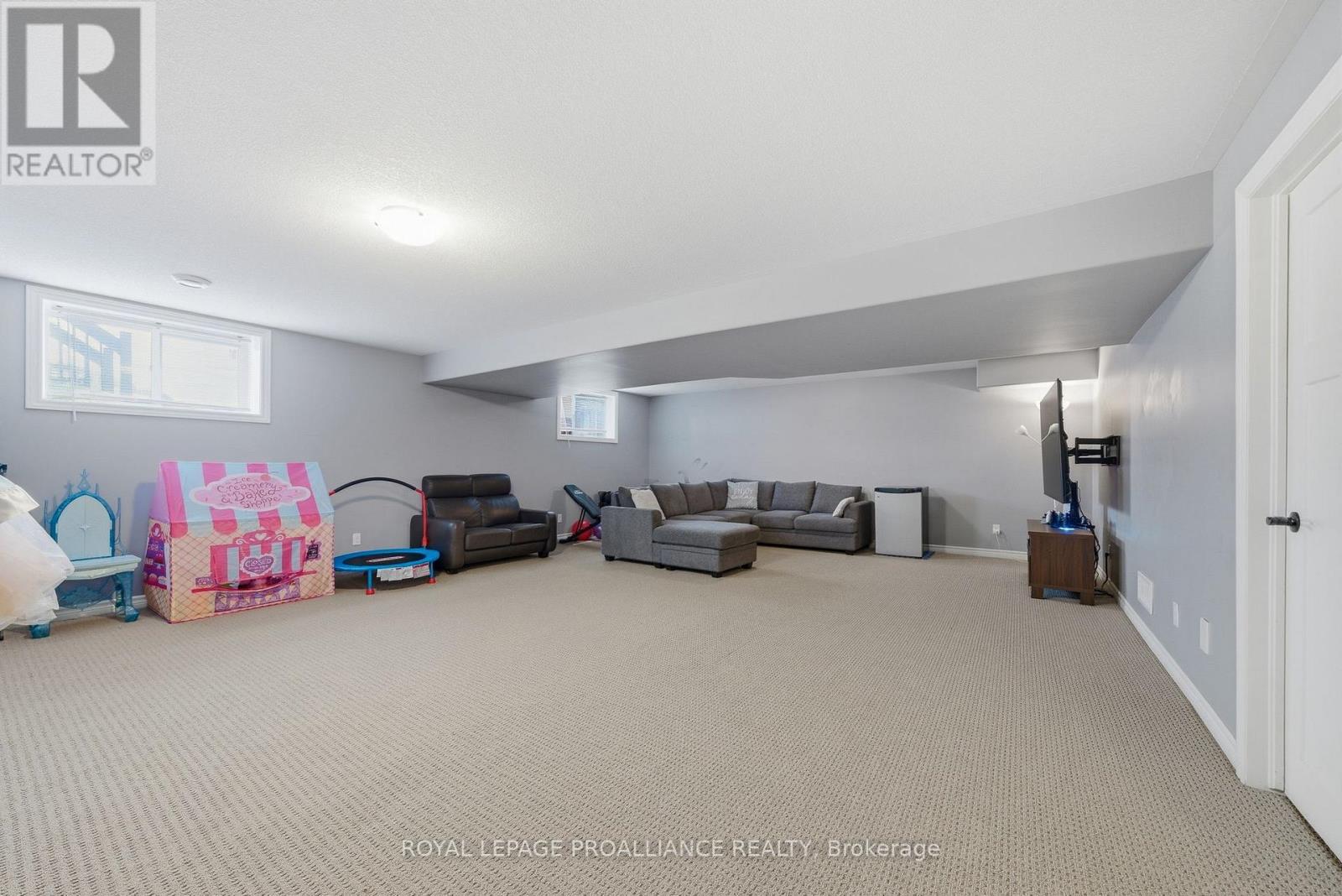 20 Butternut Court, Belleville, Ontario  K8P 0C5 - Photo 33 - X13105480