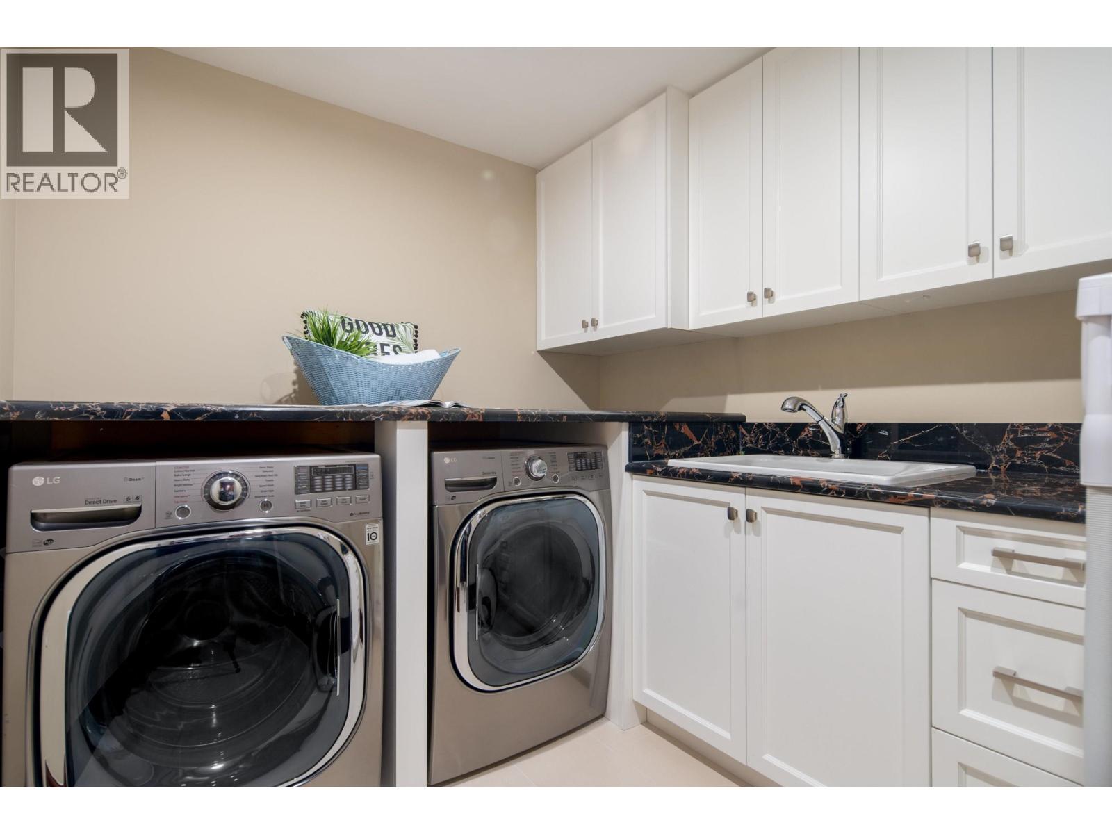 2426 Halston Court, West Vancouver, British Columbia  V7S 3K3 - Photo 32 - R3121504