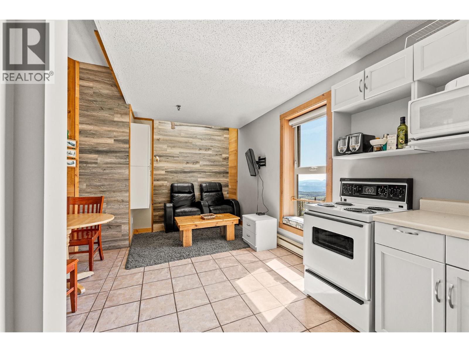 7470 Porcupine Road Unit# 610, Big White, British Columbia  V1X 4K5 - Photo 32 - 10384980