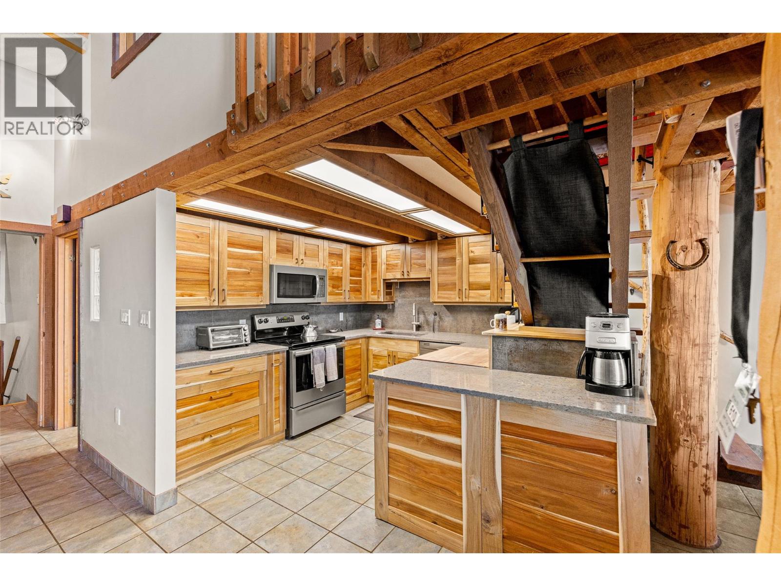 7470 Porcupine Road Unit# 610, Big White, British Columbia  V1X 4K5 - Photo 4 - 10384980