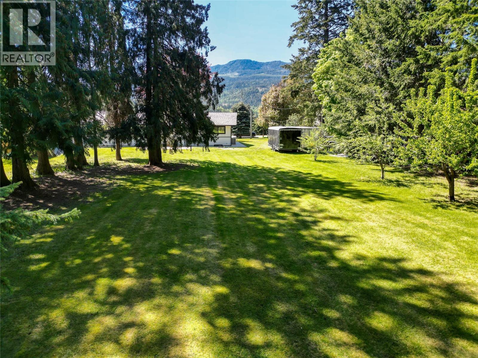 6453 Ranchero Drive, Salmon Arm, British Columbia  V1E 2R1 - Photo 34 - 10386560