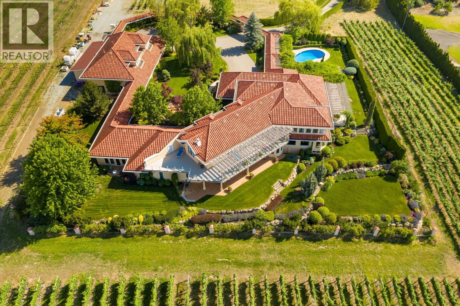3240 Pooley Road, Kelowna, British Columbia