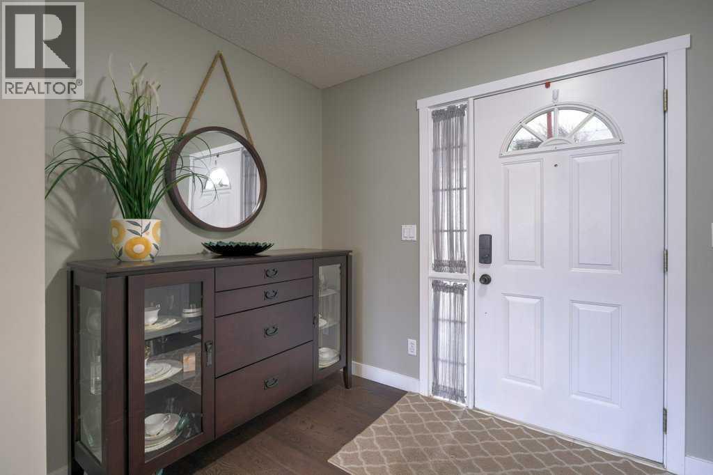 121 Chaparral Way Se, Calgary, Alberta  T2X 3J9 - Photo 5 - A2309444