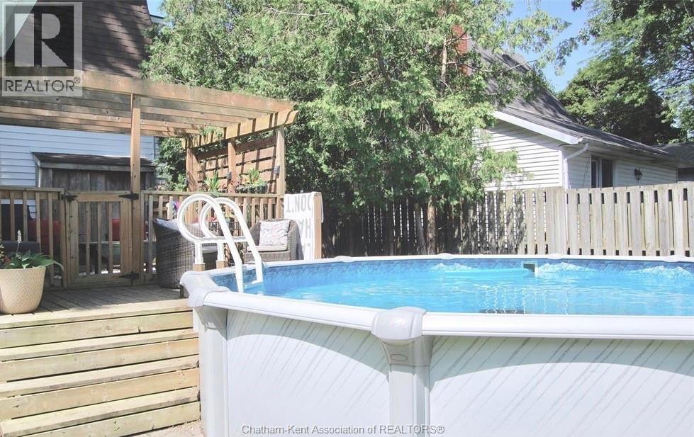 17 Cunningham Avenue, Ridgetown, Ontario  N0P 2C0 - Photo 44 - 26010401