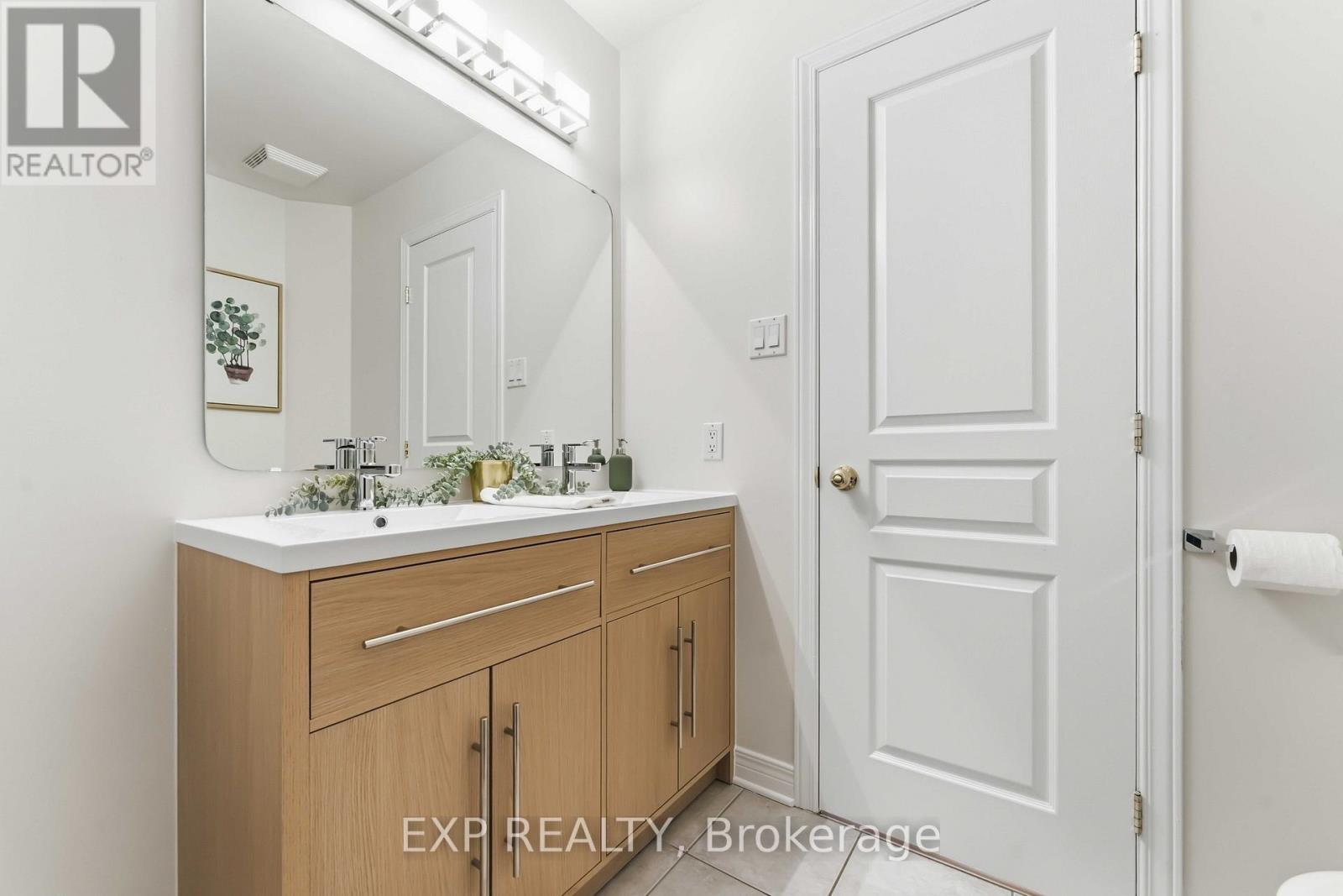 239 West Village Private, Ottawa, Ontario  K1Z 1E2 - Photo 39 - X13105382