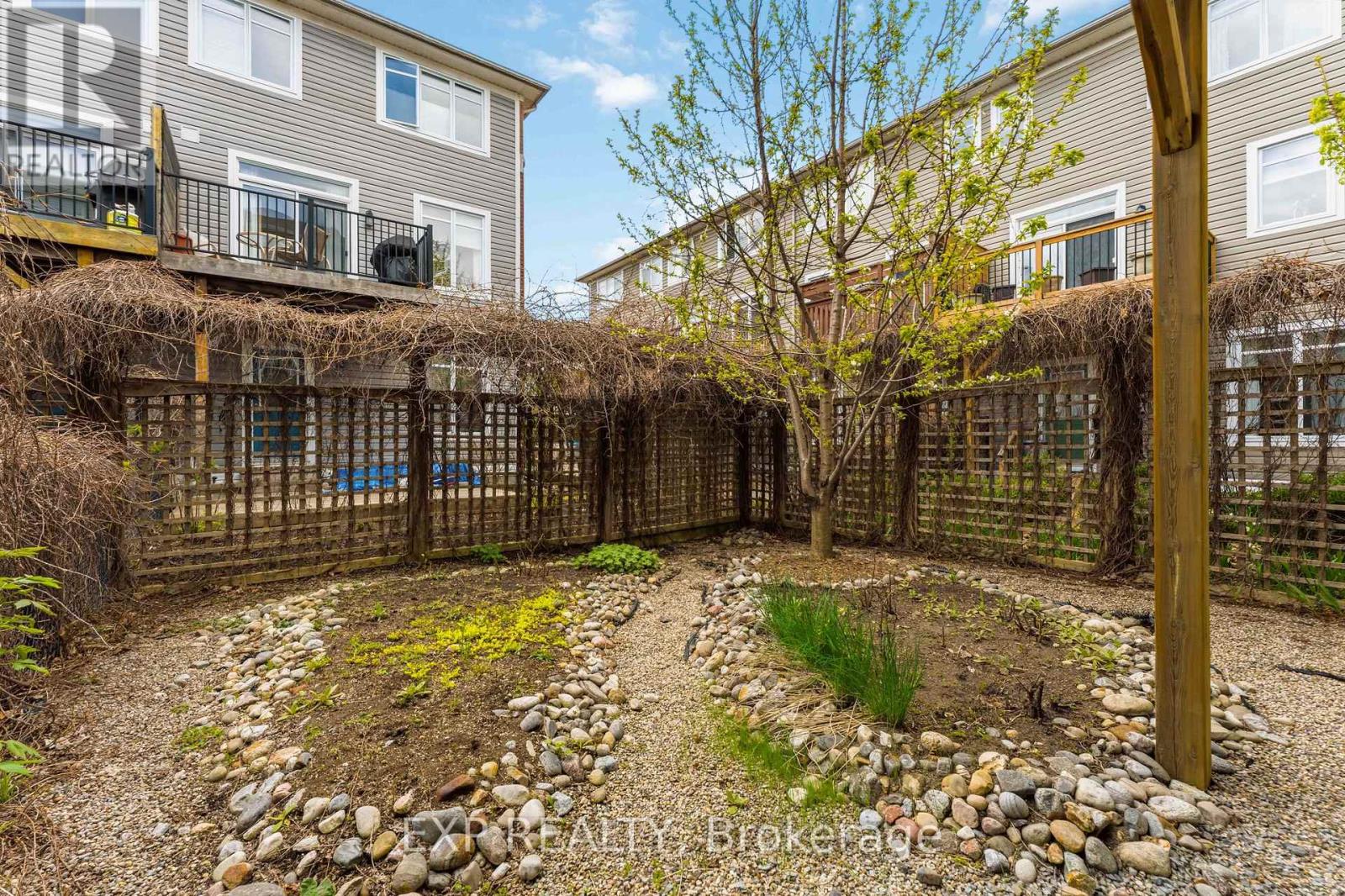 239 West Village Private, Ottawa, Ontario  K1Z 1E2 - Photo 50 - X13105382