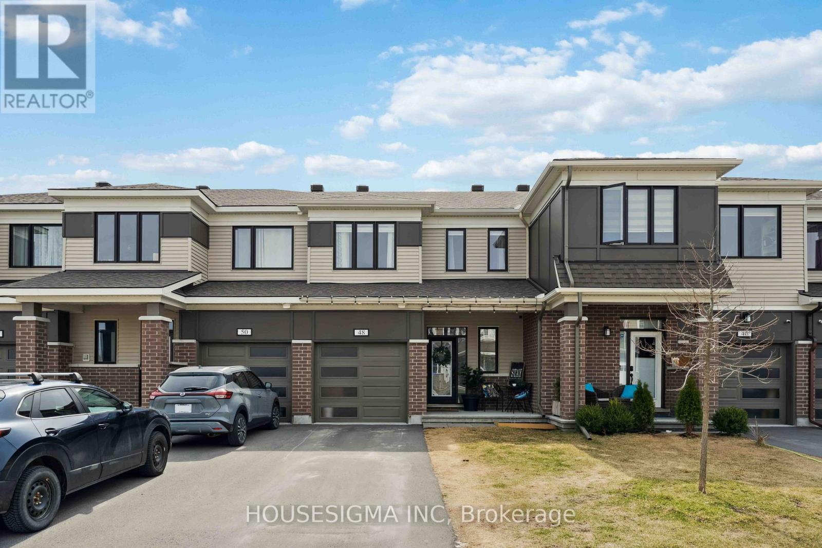 48 BERMONDSEY WAY, Ottawa, Ontario