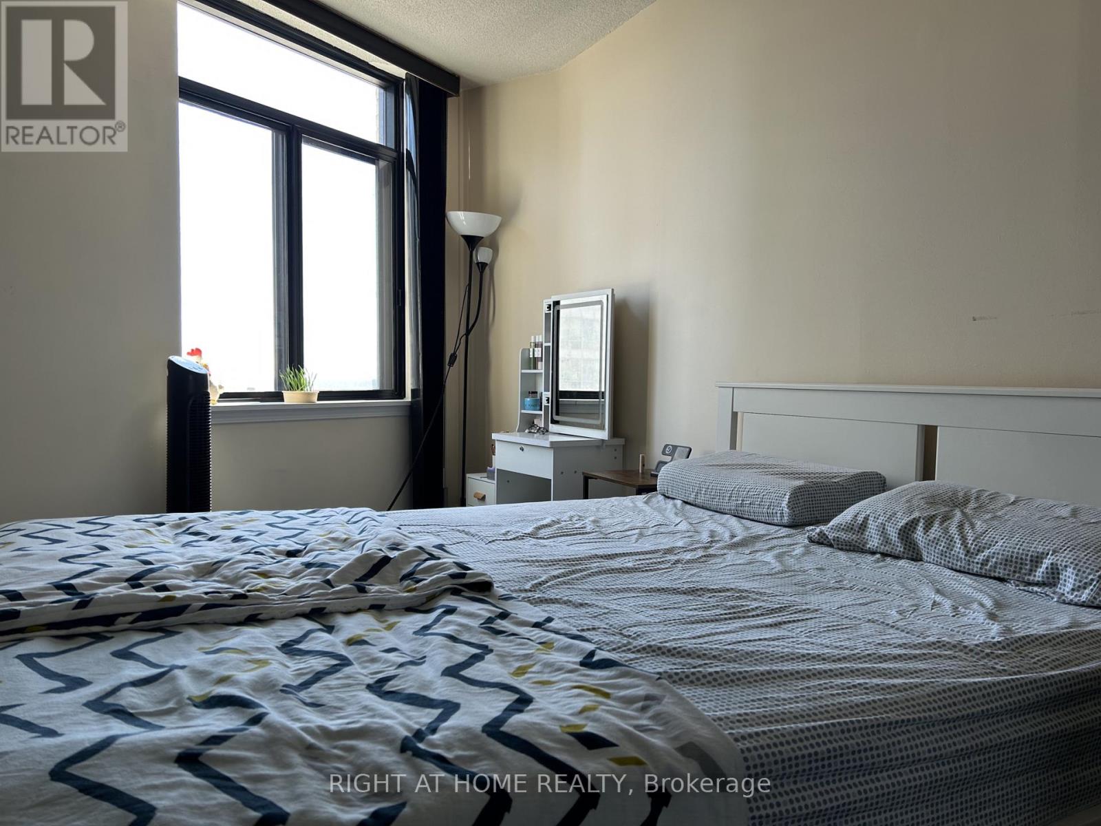 1608 - 250 Queens Quay W, Toronto, Ontario  M5J 2N2 - Photo 10 - C13105412
