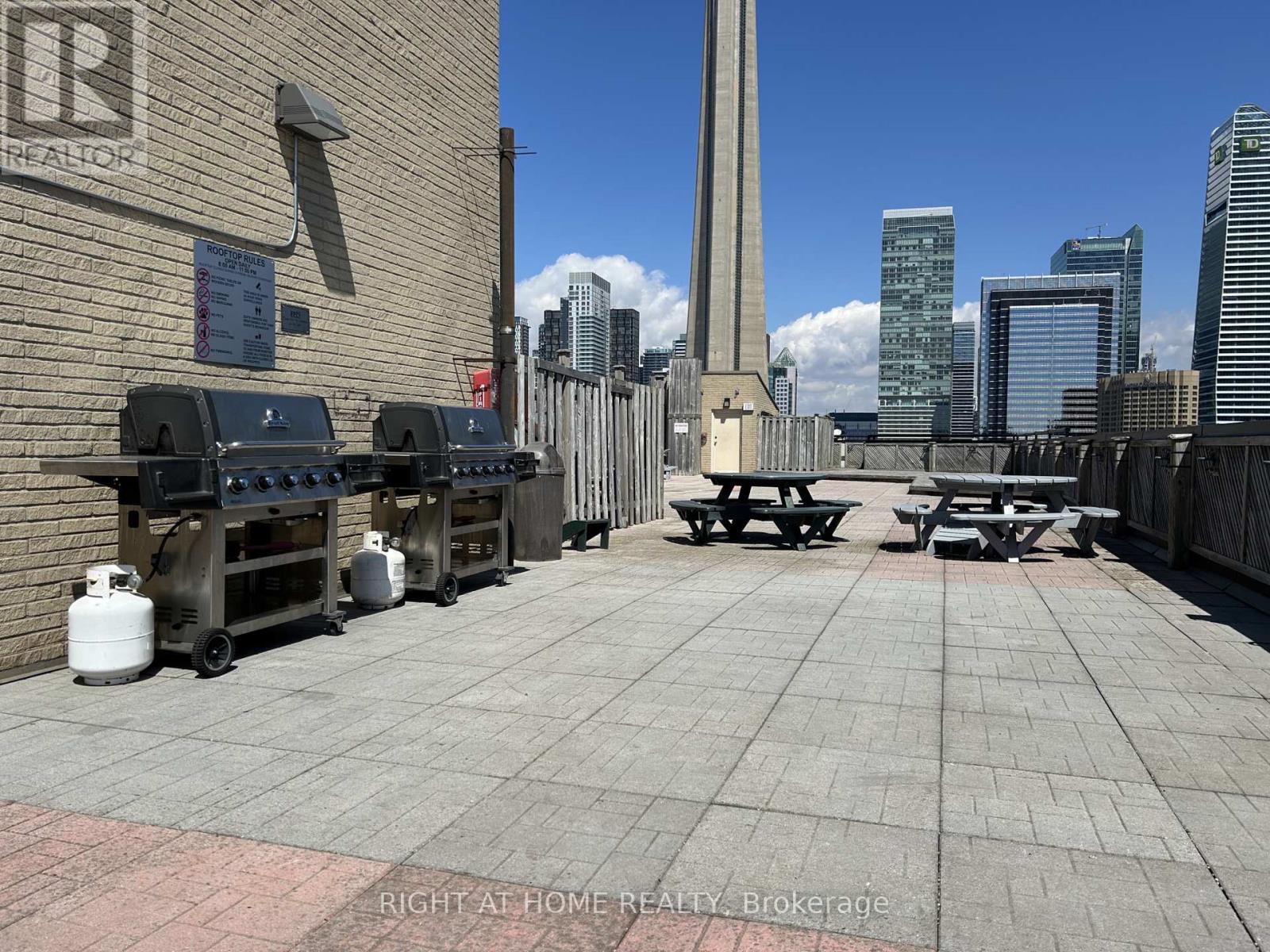 1608 - 250 Queens Quay W, Toronto, Ontario  M5J 2N2 - Photo 3 - C13105412
