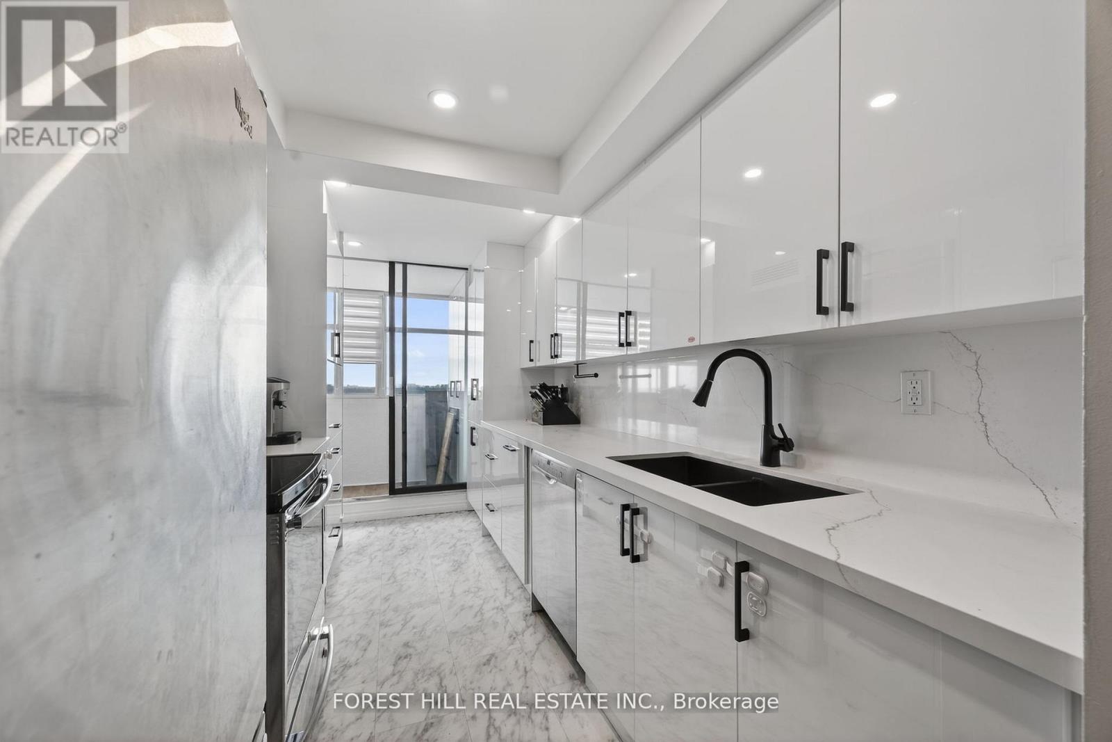 1705 - 100 Antibes Drive, Toronto, Ontario  M2R 3N1 - Photo 6 - C13105424