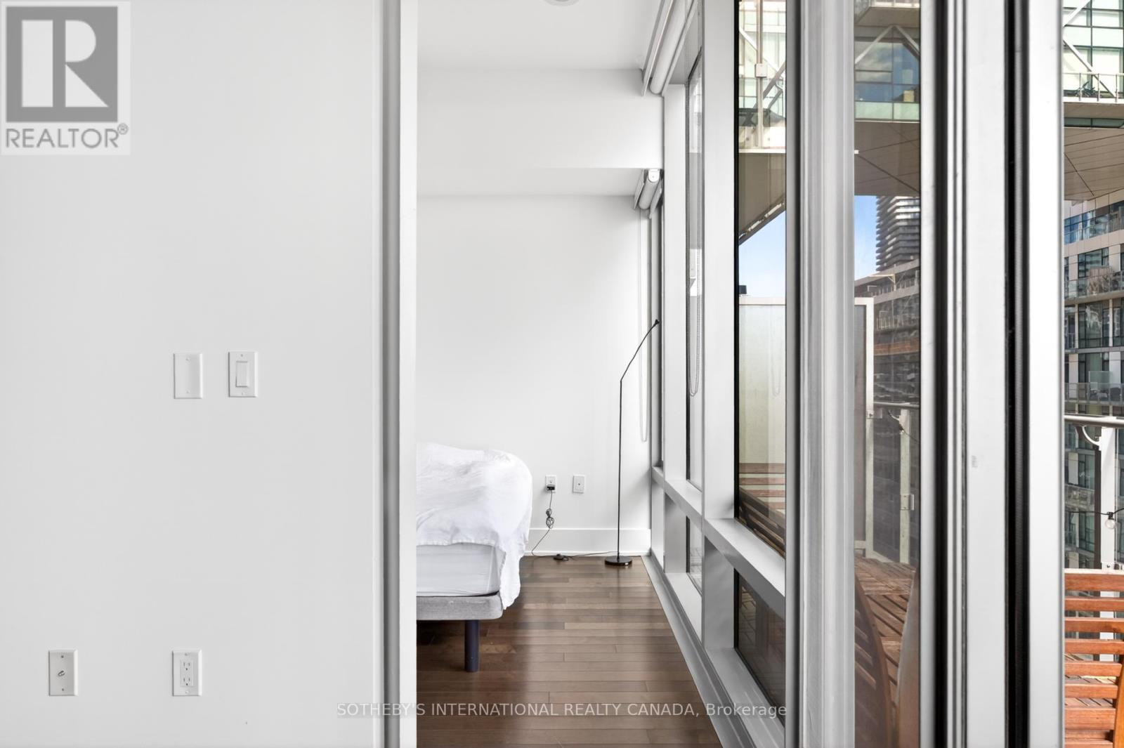 816 - 39 Queens Quay E, Toronto, Ontario  M5E 0A5 - Photo 13 - C13105440