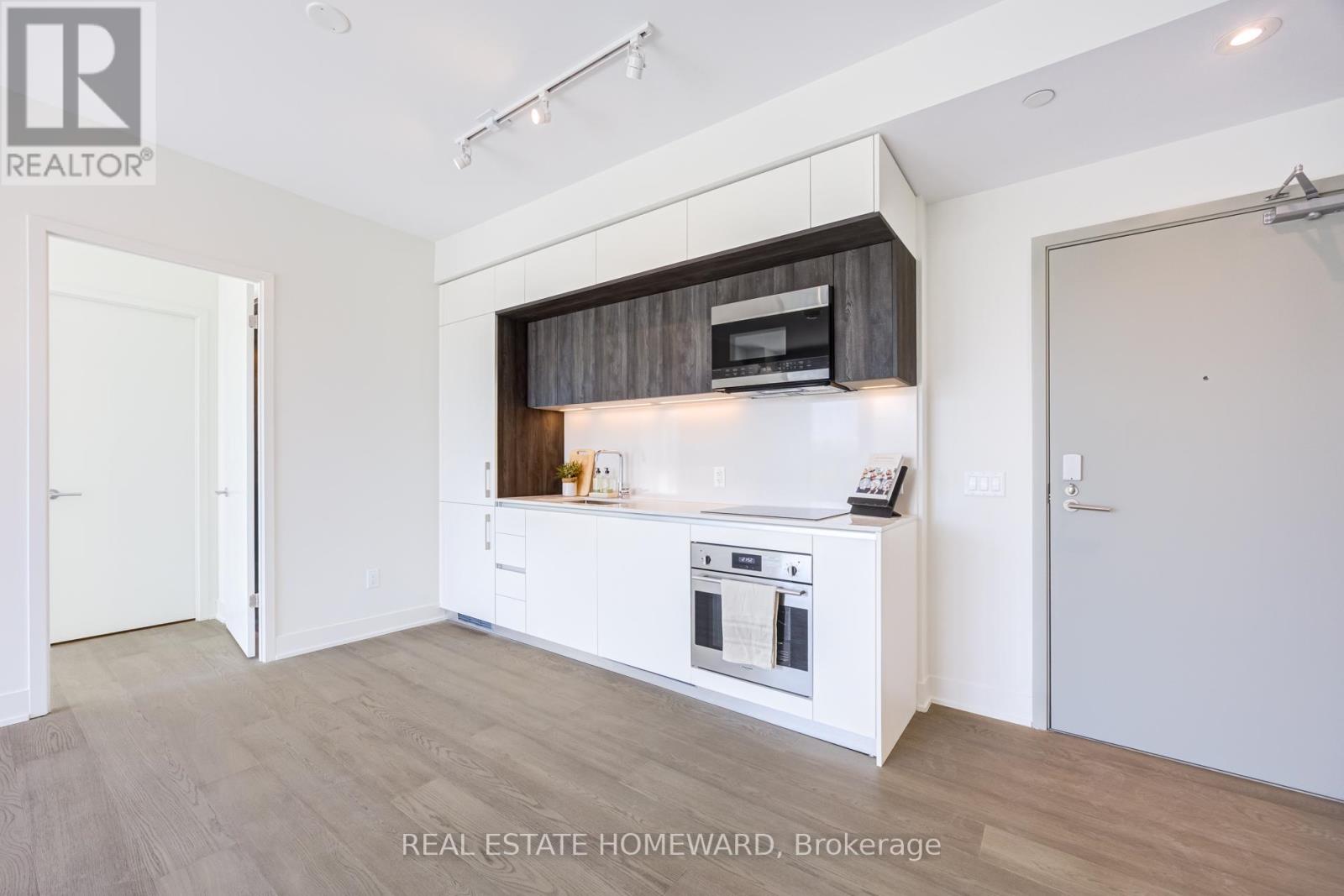 404 - 322 Dupont Street, Toronto, Ontario  M5R 0E3 - Photo 11 - C13105458
