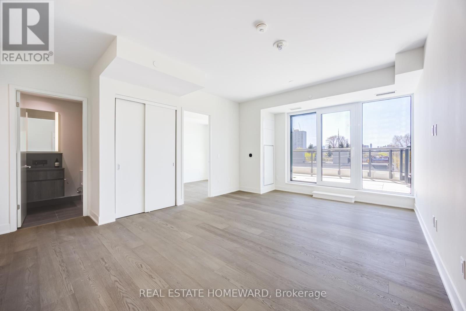 404 - 322 Dupont Street, Toronto, Ontario  M5R 0E3 - Photo 13 - C13105458