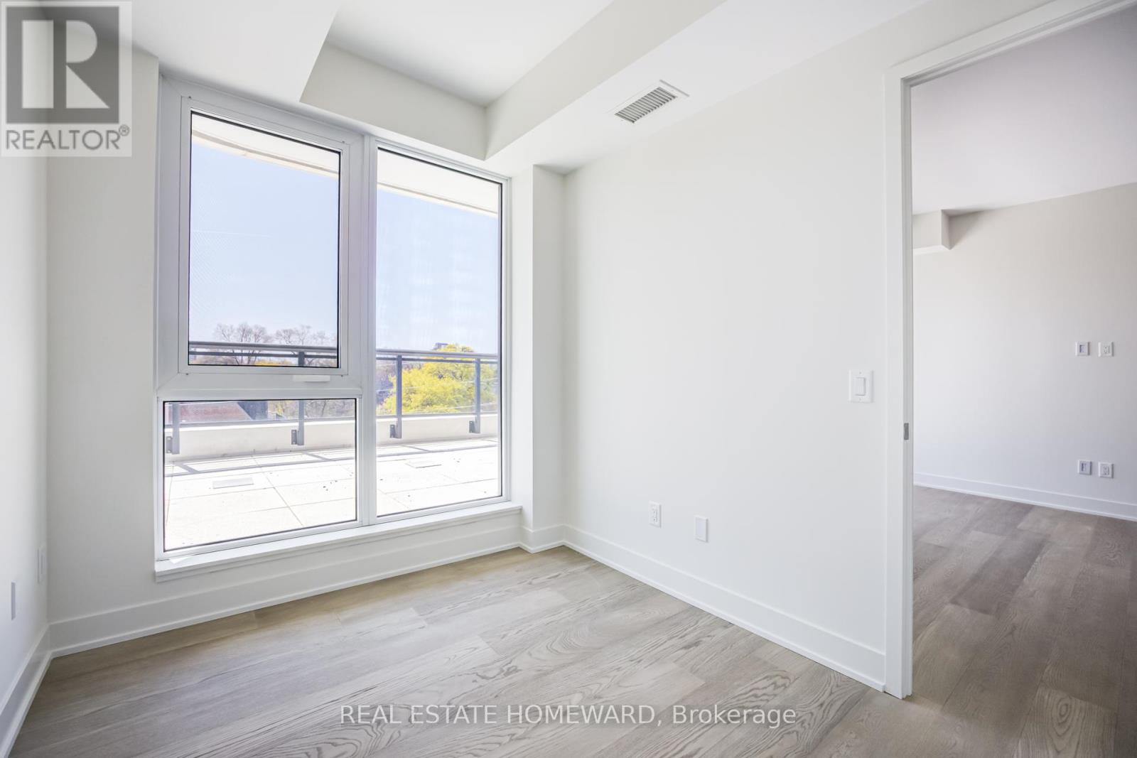 404 - 322 Dupont Street, Toronto, Ontario  M5R 0E3 - Photo 20 - C13105458