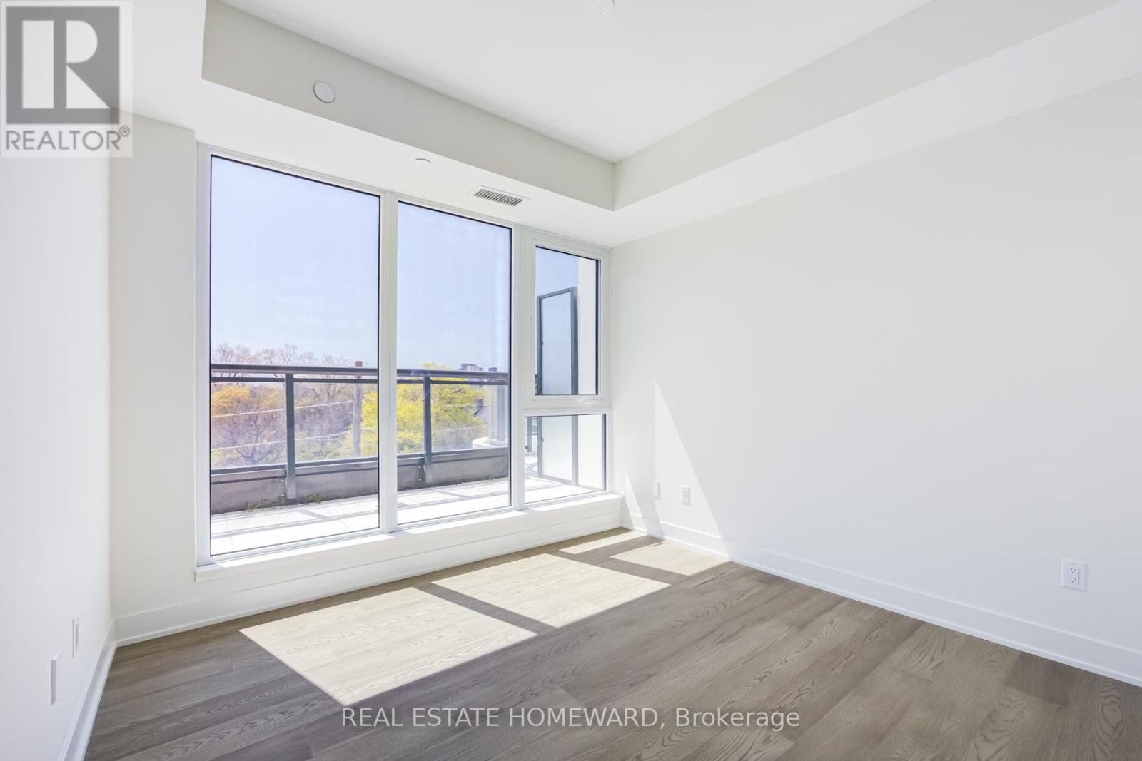 404 - 322 Dupont Street, Toronto, Ontario  M5R 0E3 - Photo 5 - C13105458