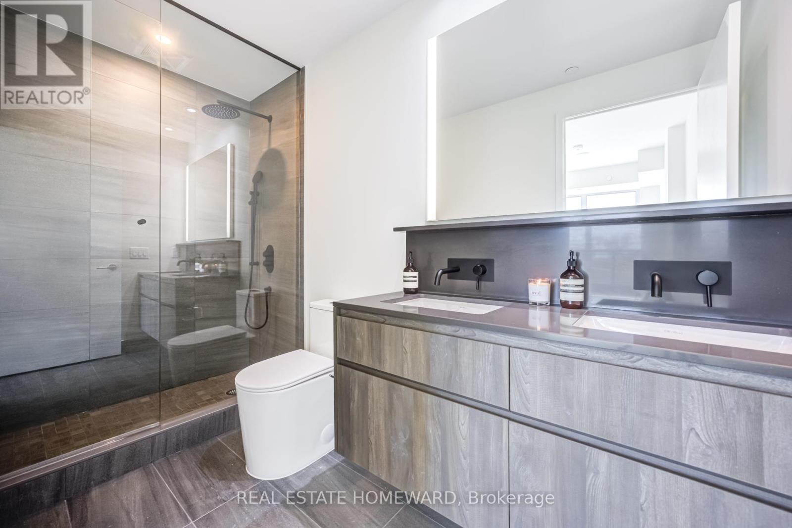 404 - 322 Dupont Street, Toronto, Ontario  M5R 0E3 - Photo 9 - C13105458