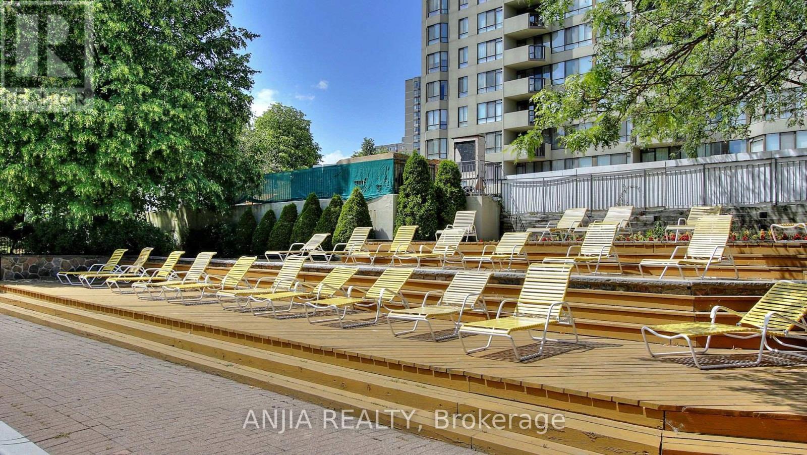 512 - 225 Bamburgh Circle, Toronto, Ontario  M1W 3X9 - Photo 41 - E13093948