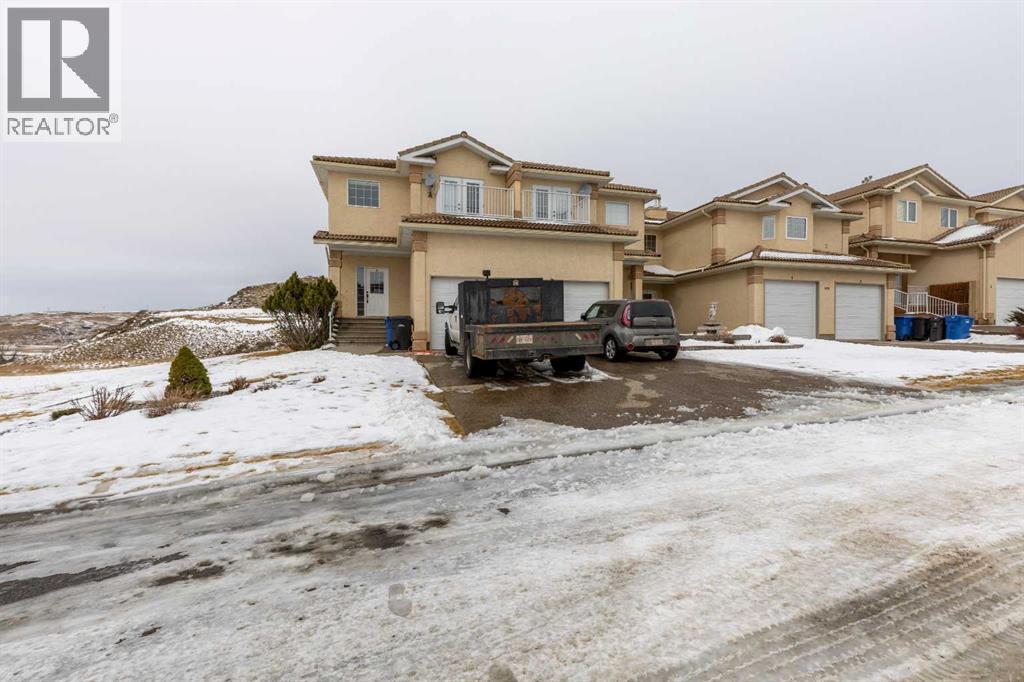 4, 369 Canyon Boulevard W, Lethbridge, Alberta  T1K 6V2 - Photo 3 - A2288683