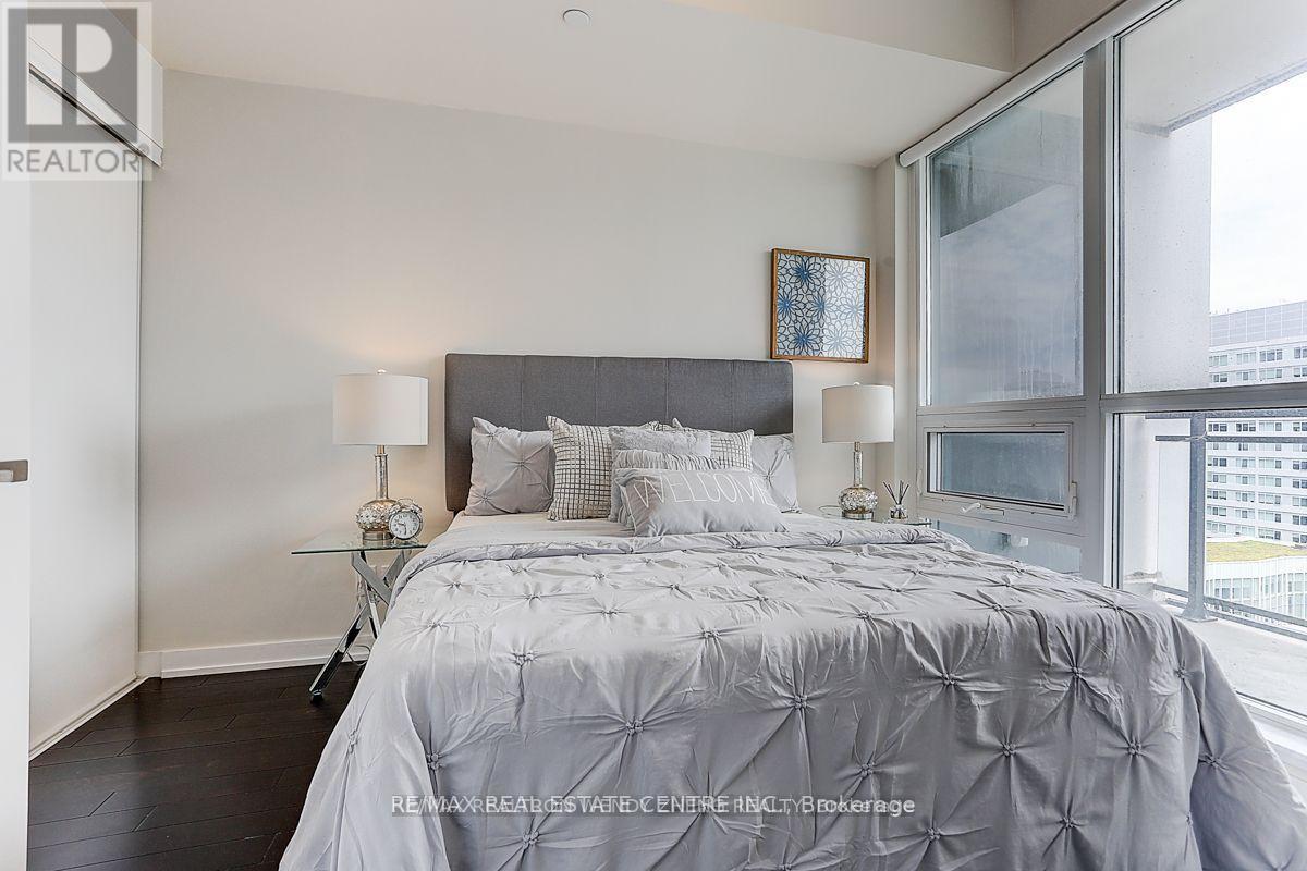 1208 - 510 Curran Place, Mississauga, Ontario  L5B 0J8 - Photo 4 - W13102750