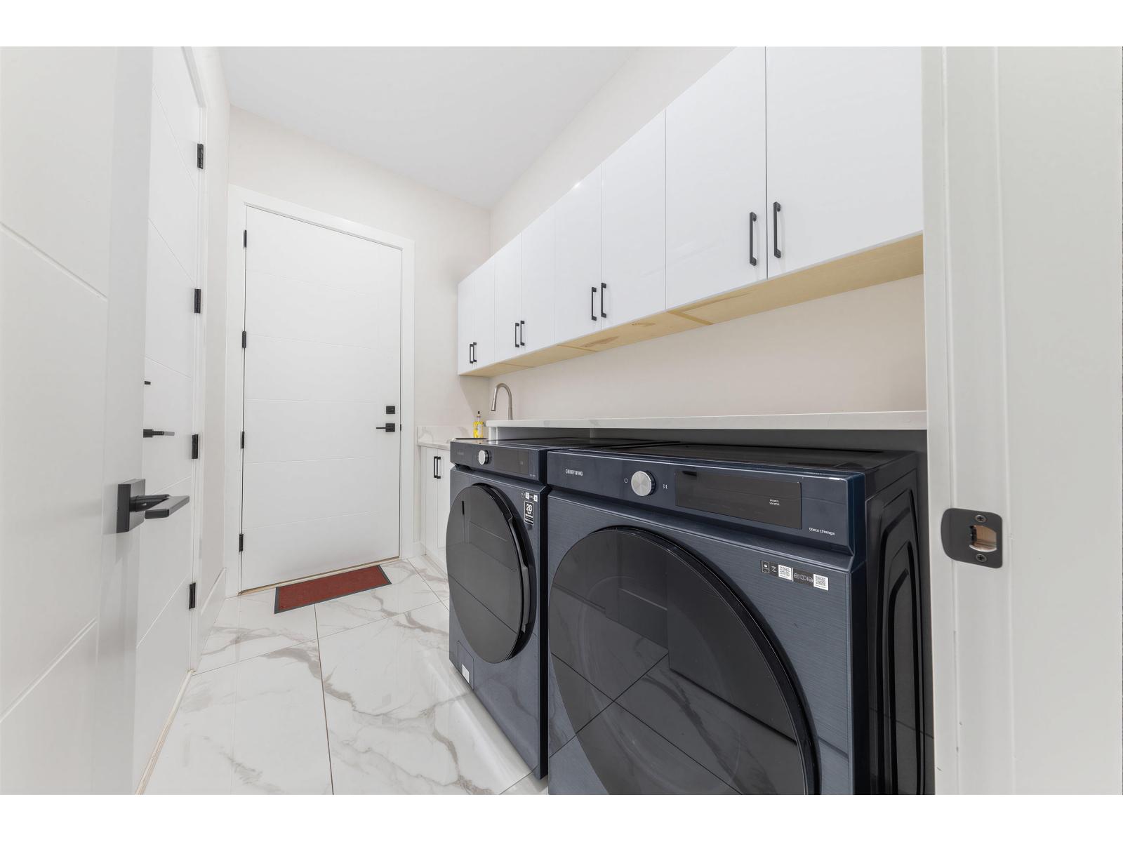 17875 59a Avenue, Surrey, British Columbia  V3S 1R2 - Photo 32 - R3110538