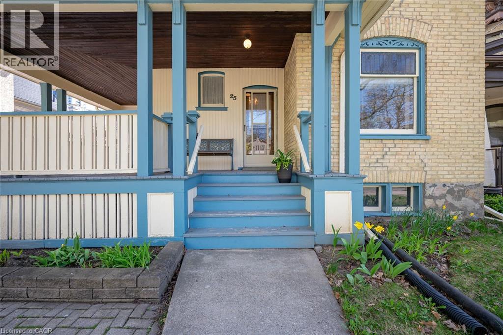 25 Ahrens Street W, Kitchener, Ontario  N2H 4B6 - Photo 4 - 40826508
