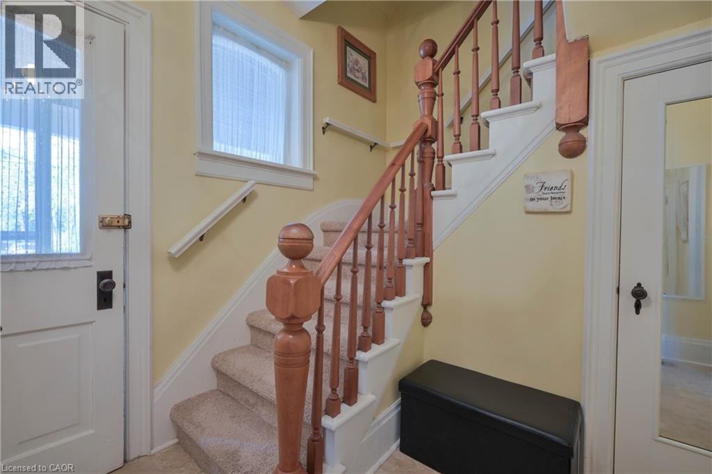 25 Ahrens Street W, Kitchener, Ontario  N2H 4B6 - Photo 15 - 40826508