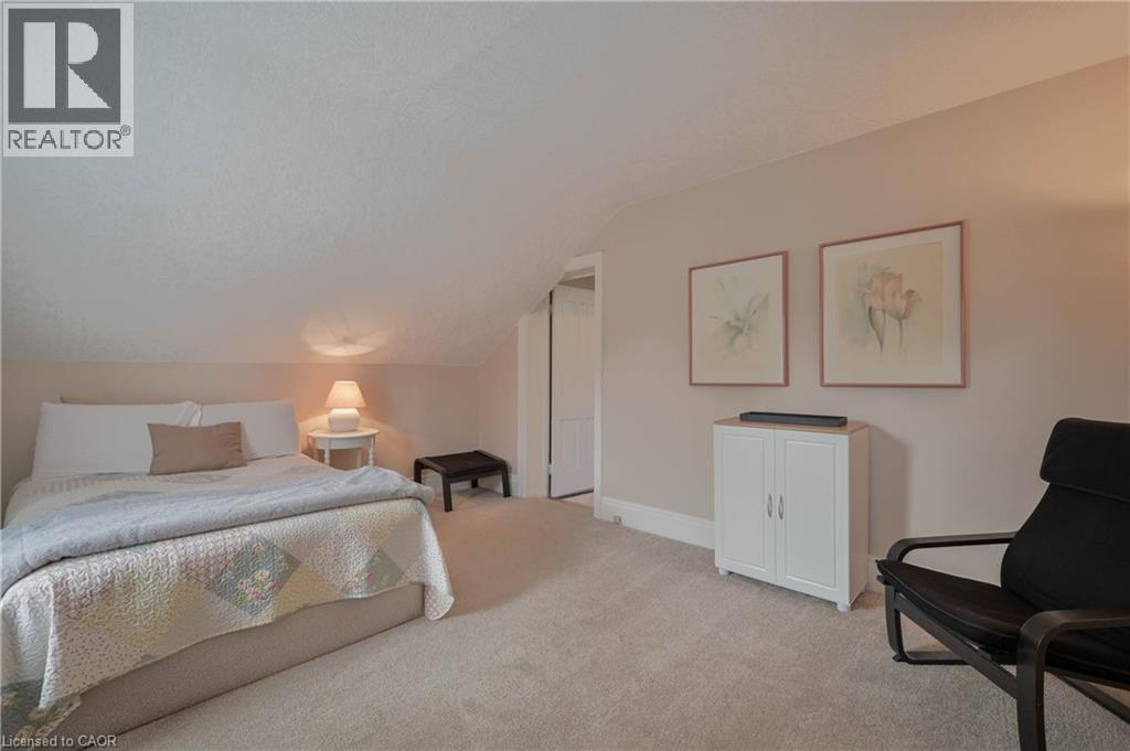 25 Ahrens Street W, Kitchener, Ontario  N2H 4B6 - Photo 17 - 40826508