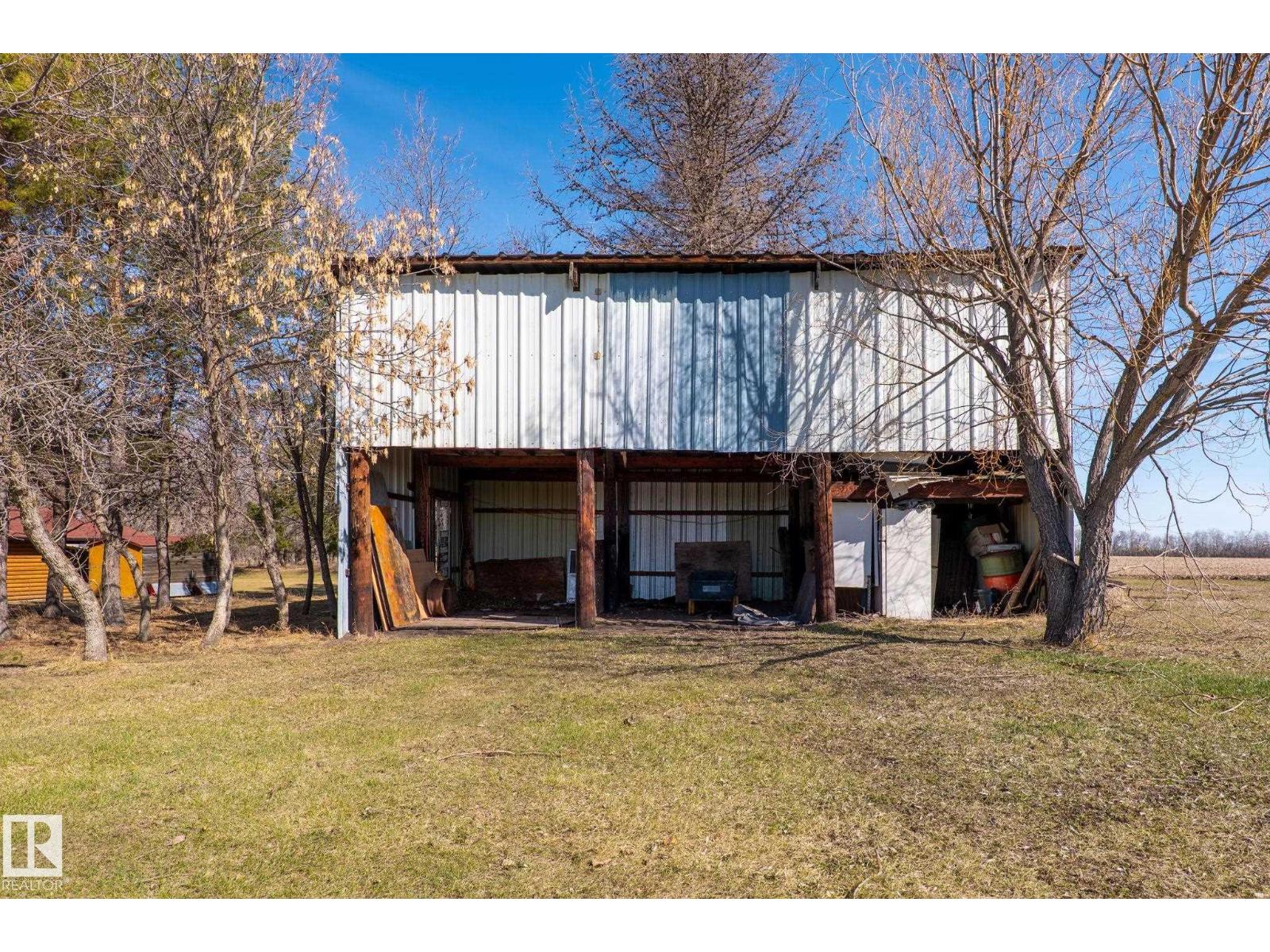 A & B, 4858 Centre St, New Sarepta, Alberta  T0B 3M0 - Photo 32 - E4486695