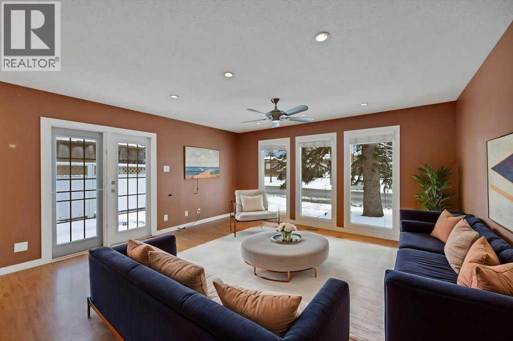 480 Midridge Drive Se, Calgary, Alberta  T2X 1B3 - Photo 3 - A2302994